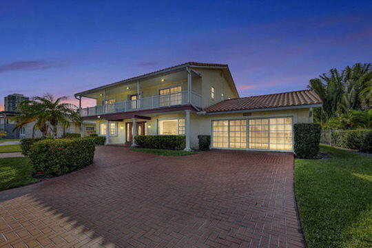 1141 Pine Point, West Palm Beach FL 33404