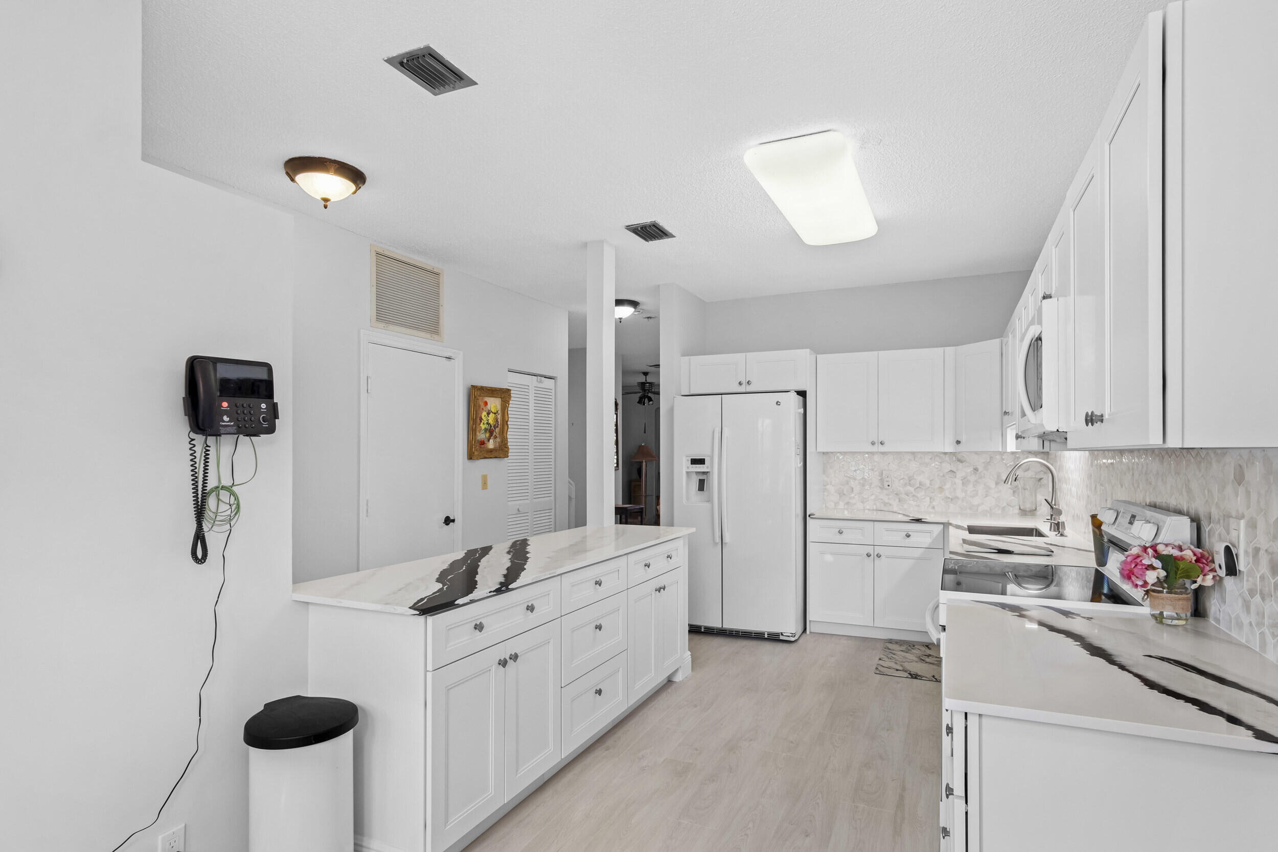 6809 Via Regina, Boca Raton FL 33433