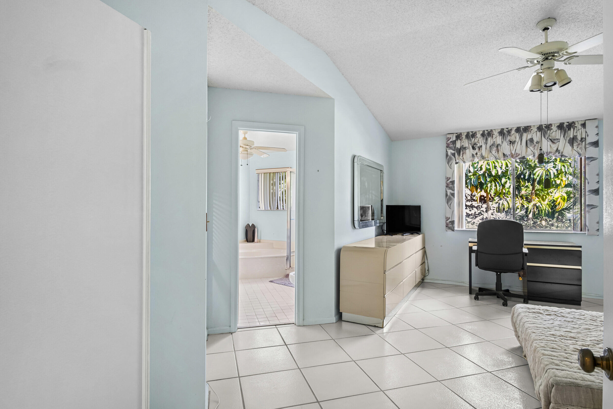 6809 Via Regina, Boca Raton FL 33433