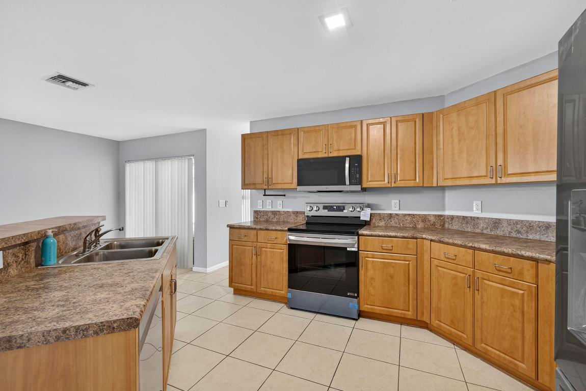 3176 Turtle, West Palm Beach FL 33411