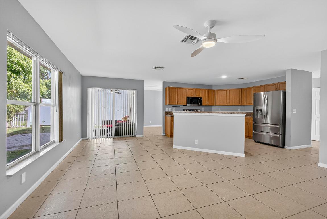 3176 Turtle, West Palm Beach FL 33411