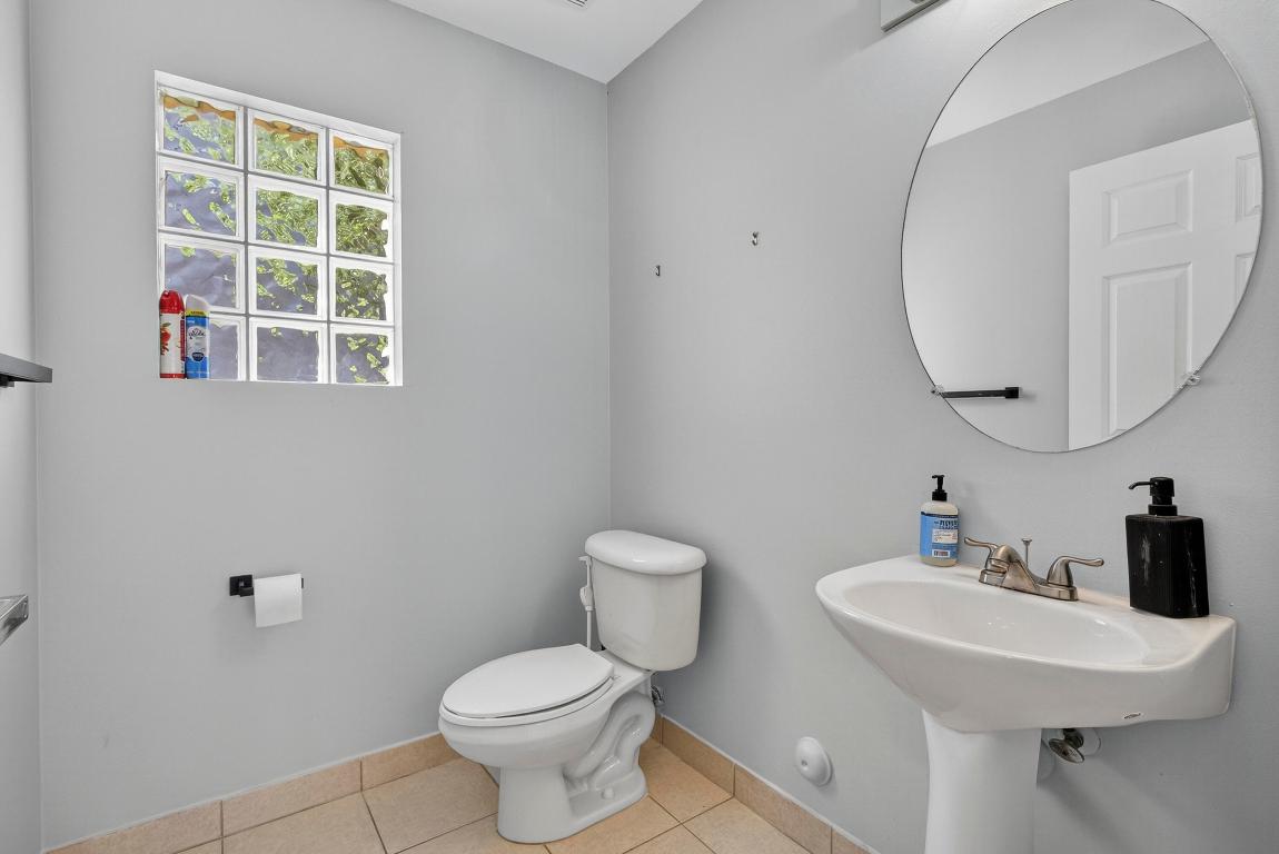 3176 Turtle, West Palm Beach FL 33411