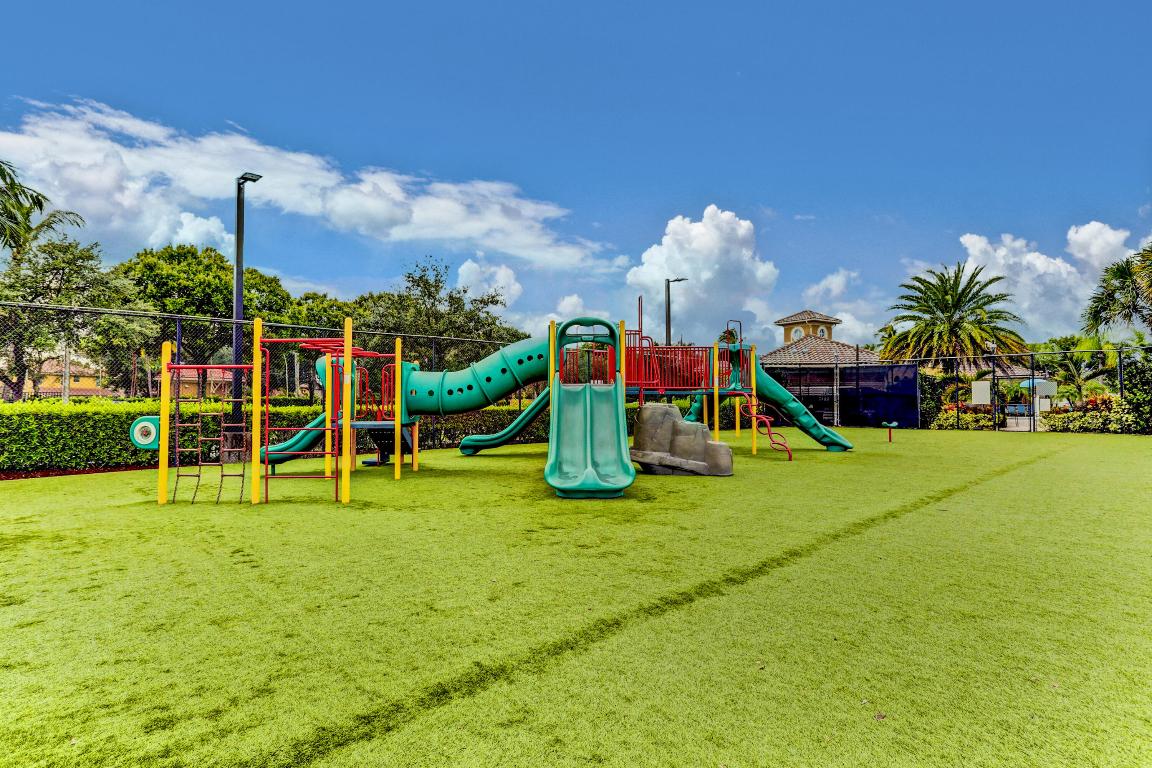 3176 Turtle, West Palm Beach FL 33411