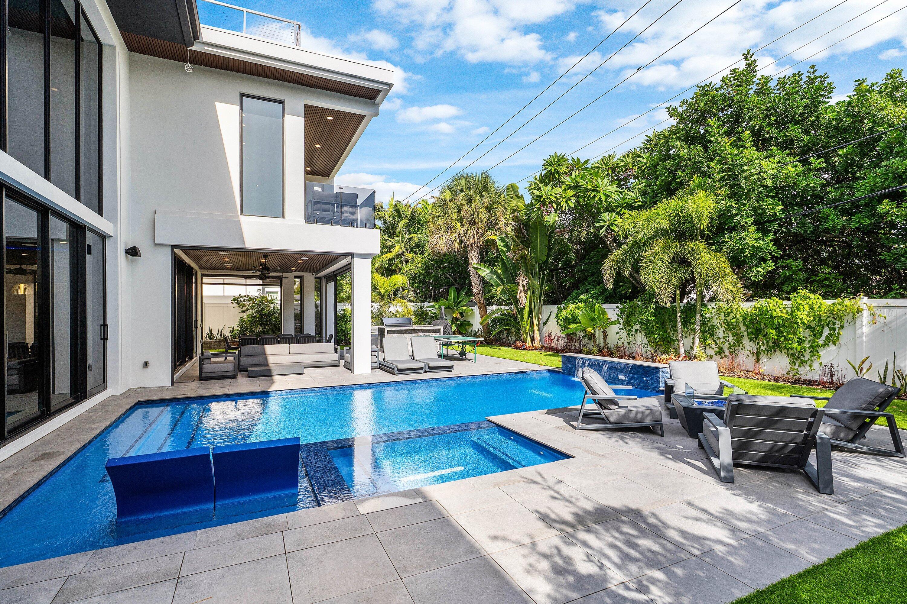 245 NE 6th, Boca Raton FL 33432