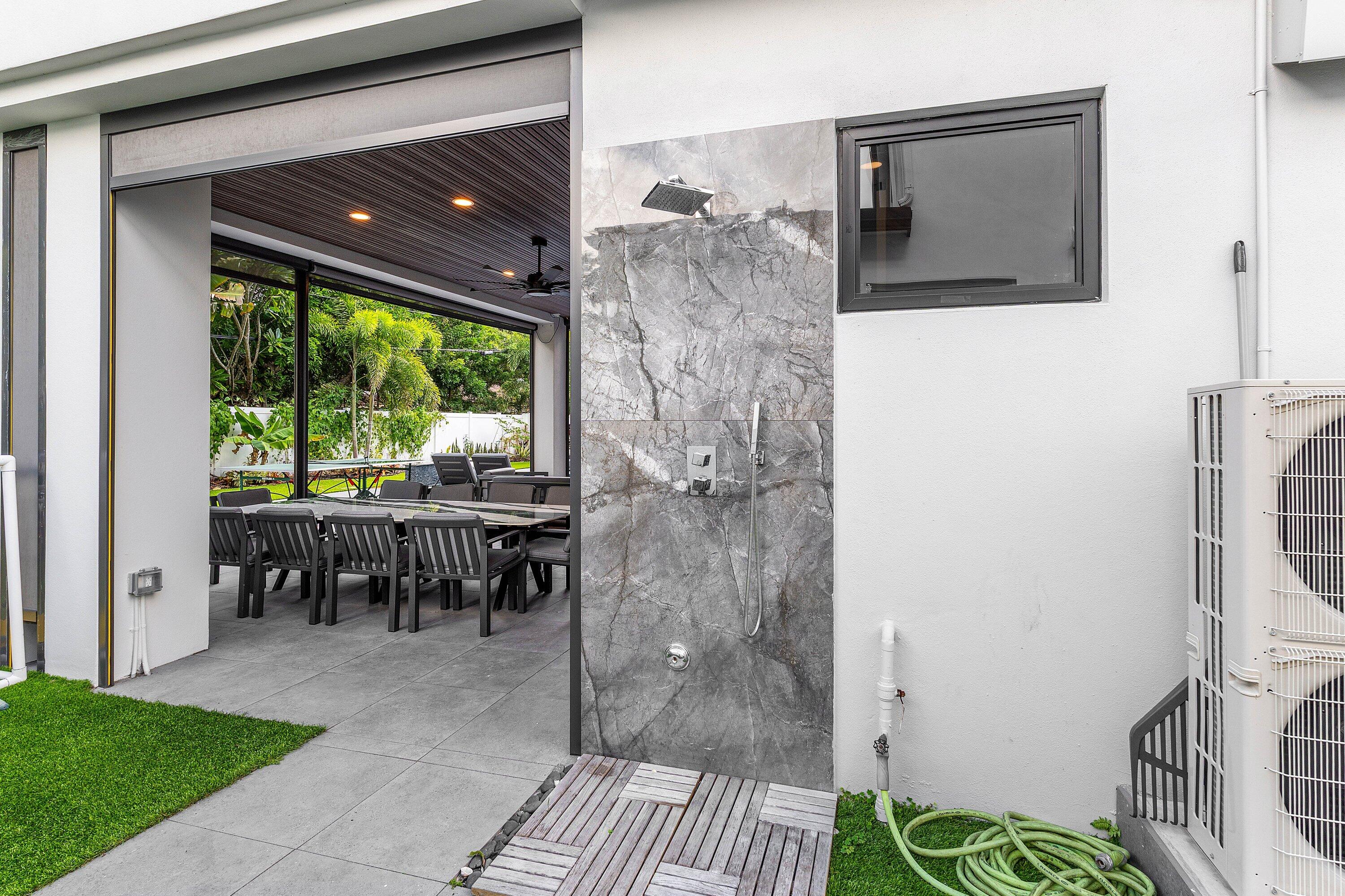 245 NE 6th, Boca Raton FL 33432