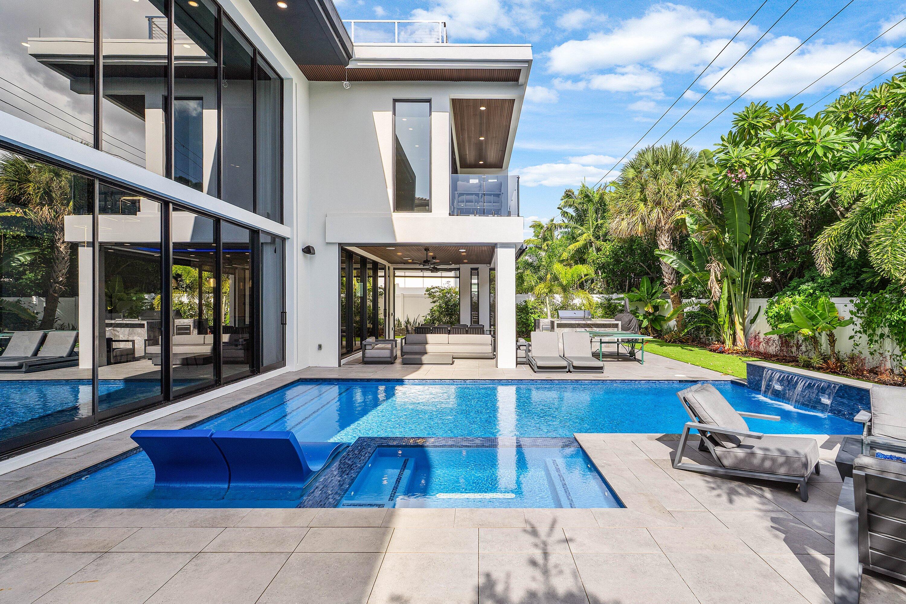 245 NE 6th, Boca Raton FL 33432