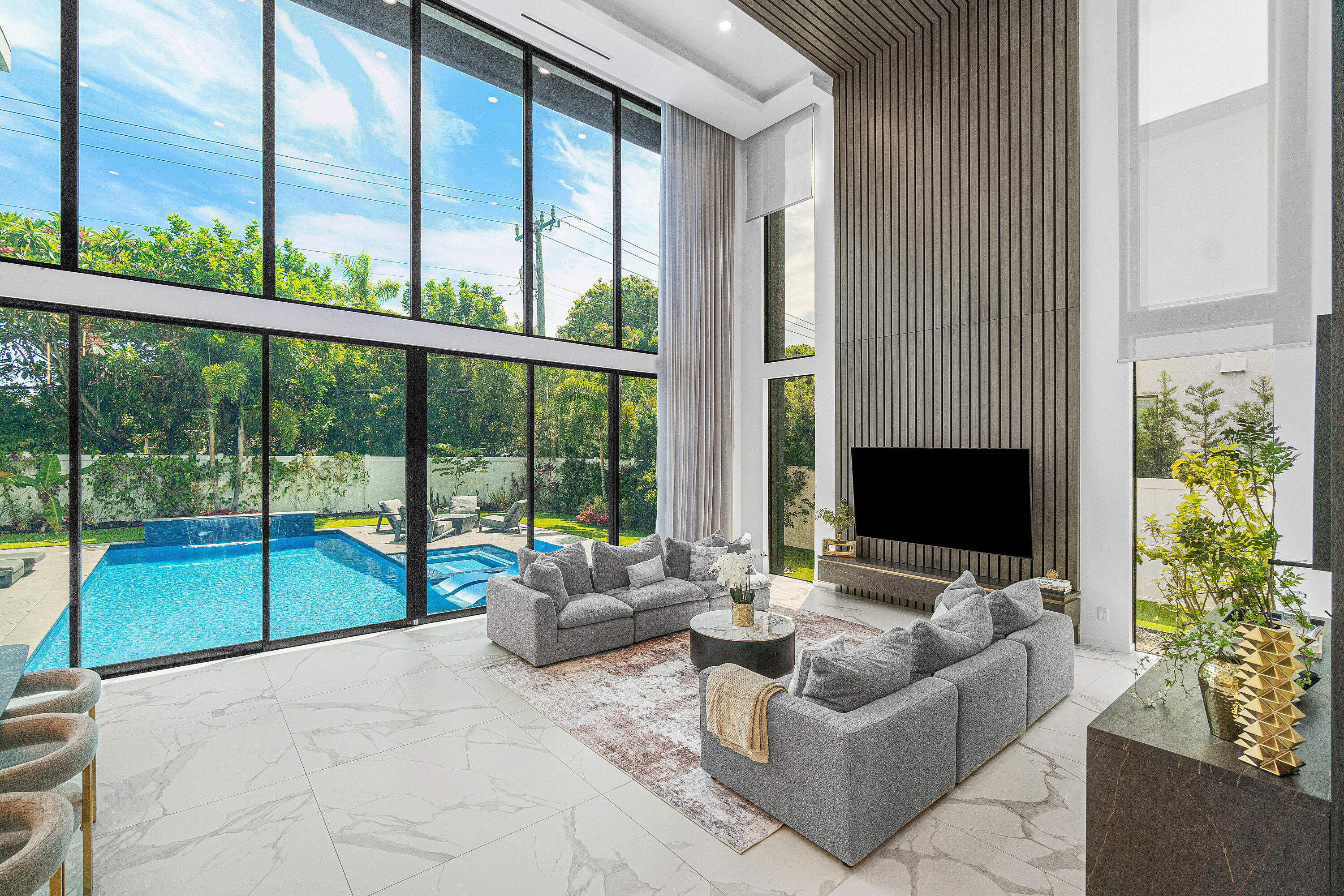 245 NE 6th, Boca Raton FL 33432