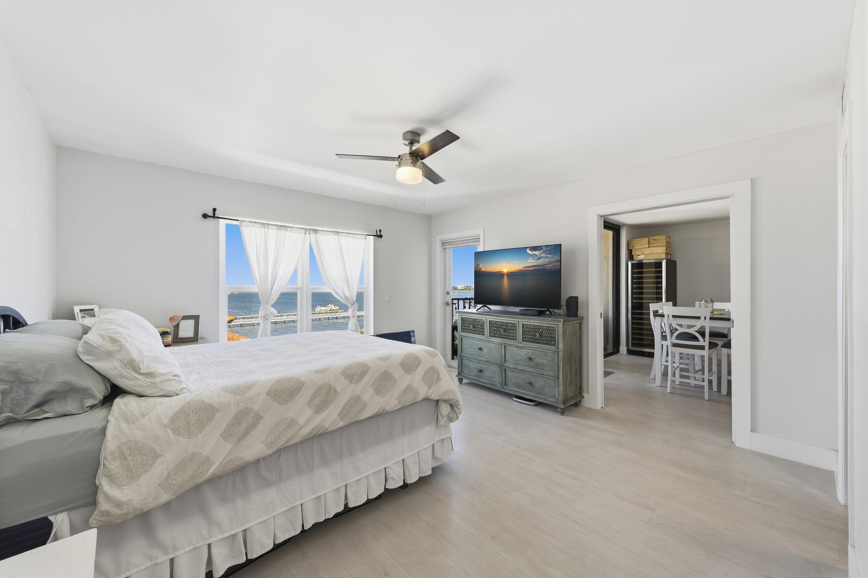 896 N Federal #523, Lantana FL 33462