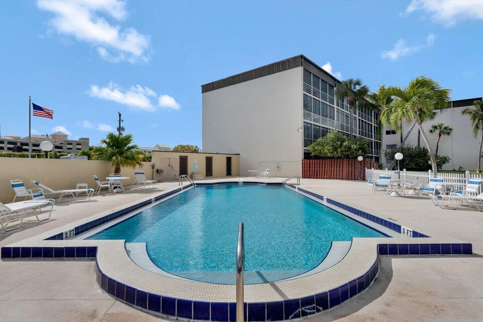 896 N Federal #523, Lantana FL 33462