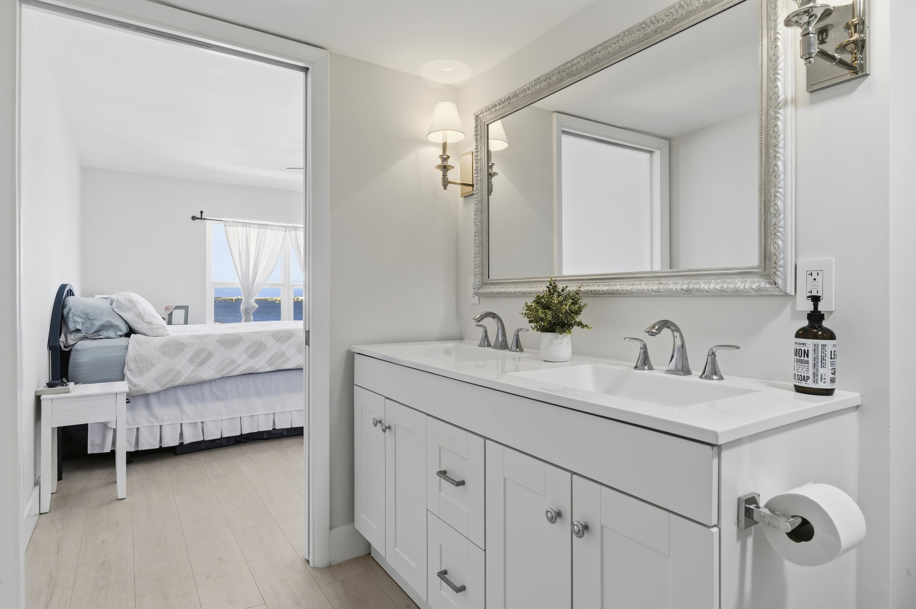 896 N Federal #523, Lantana FL 33462