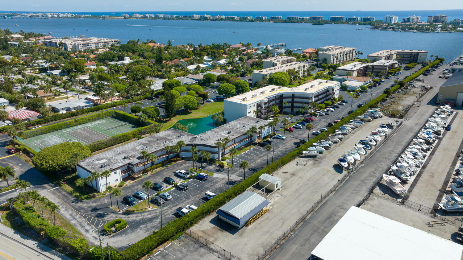 896 N Federal #523, Lantana FL 33462