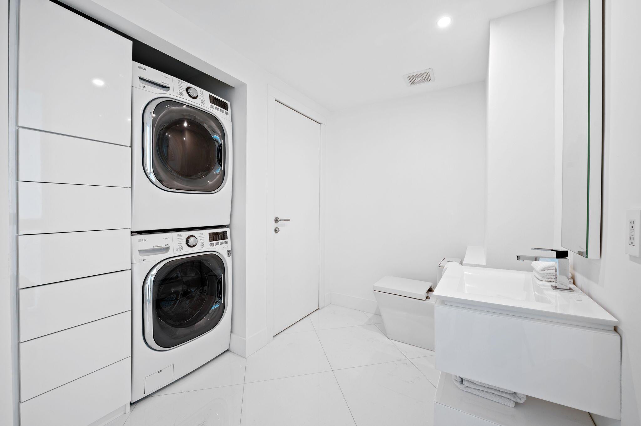 520 West Avenue #1601, Miami Beach FL 33139