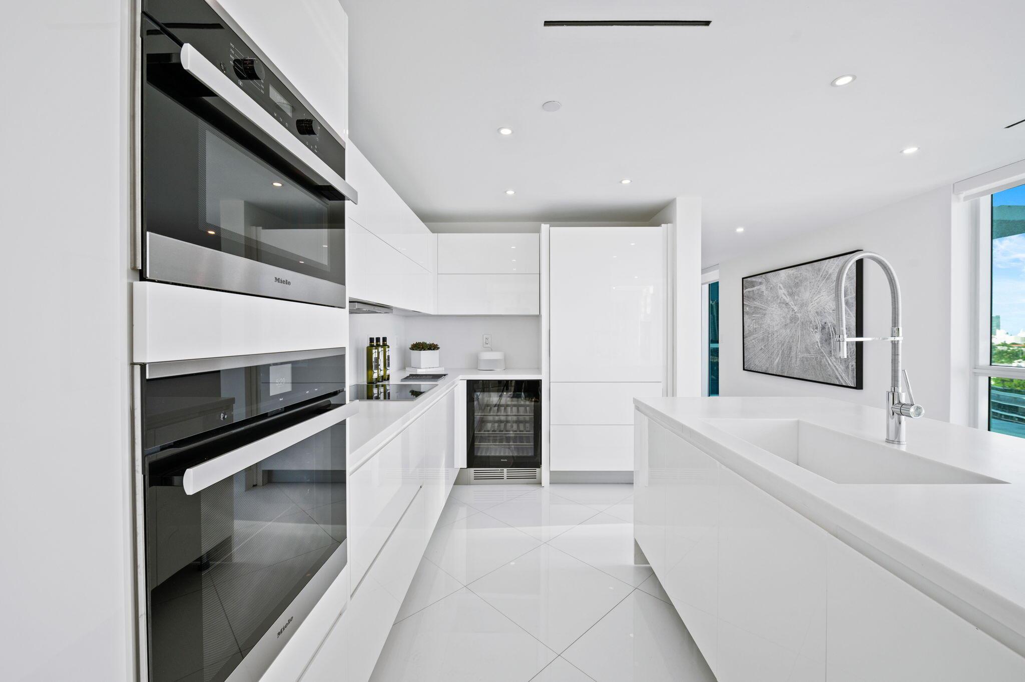520 West Avenue #1601, Miami Beach FL 33139