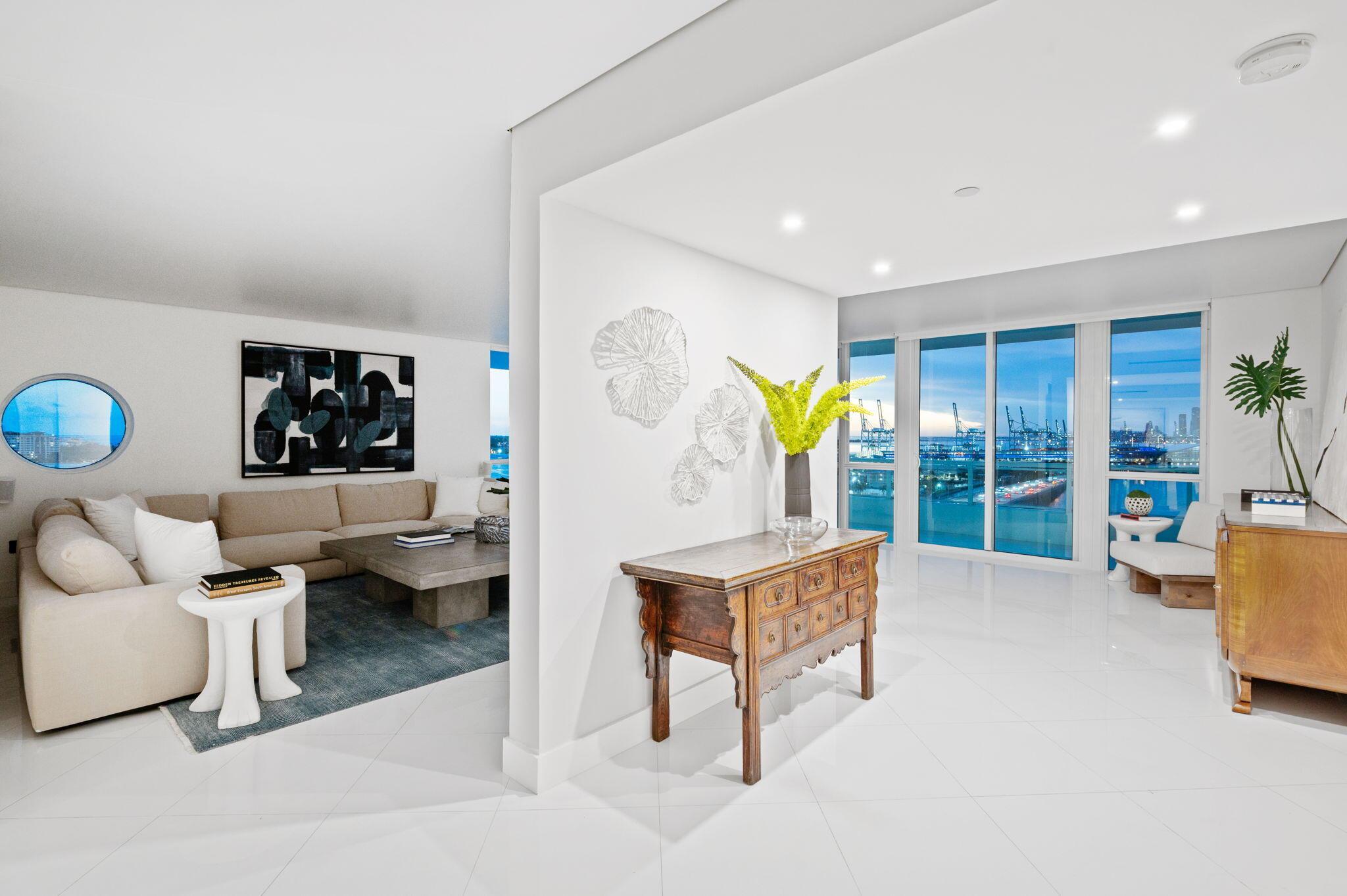 520 West Avenue #1601, Miami Beach FL 33139
