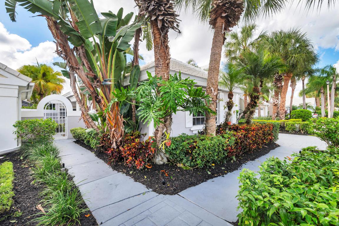 9158 Heathridge, West Palm Beach FL 33411