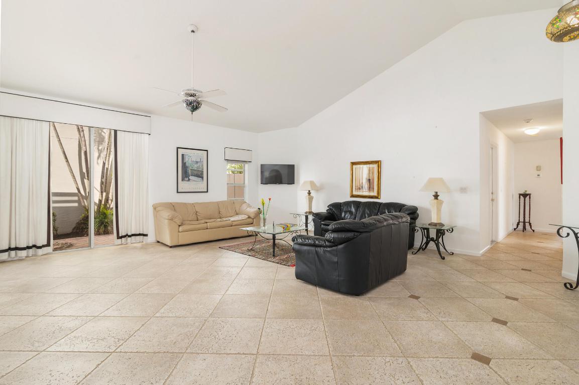 9158 Heathridge, West Palm Beach FL 33411