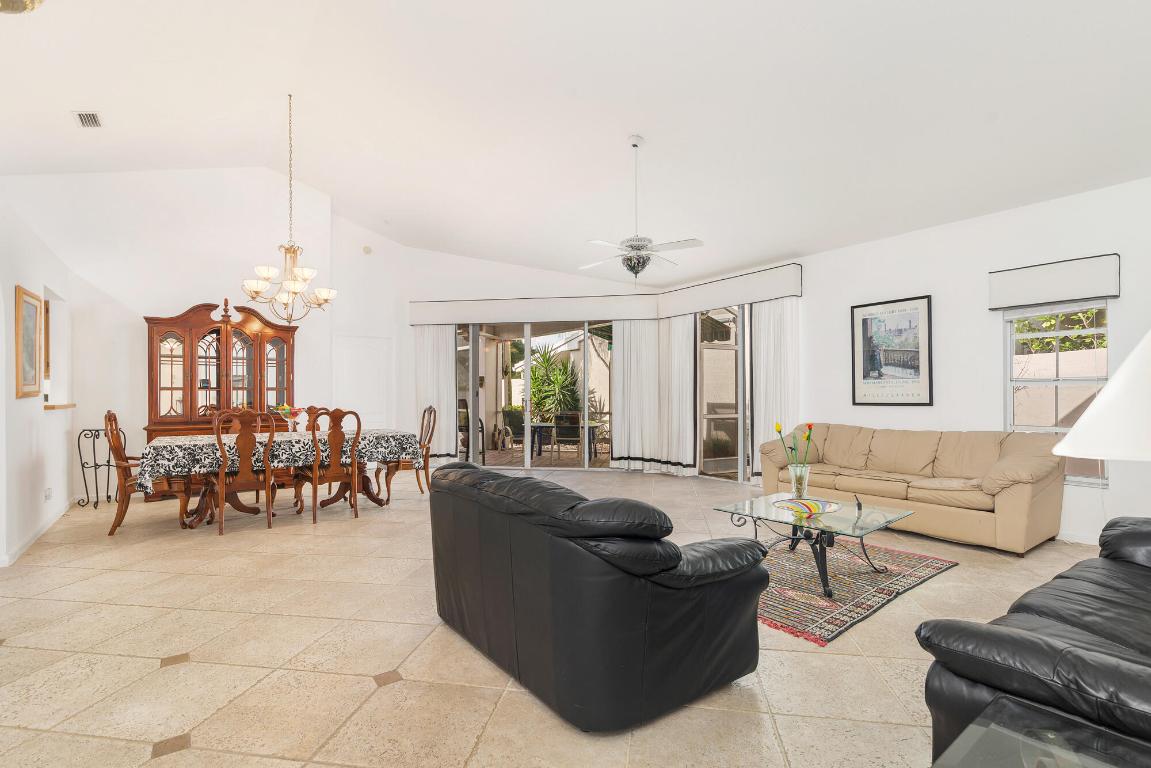 9158 Heathridge, West Palm Beach FL 33411