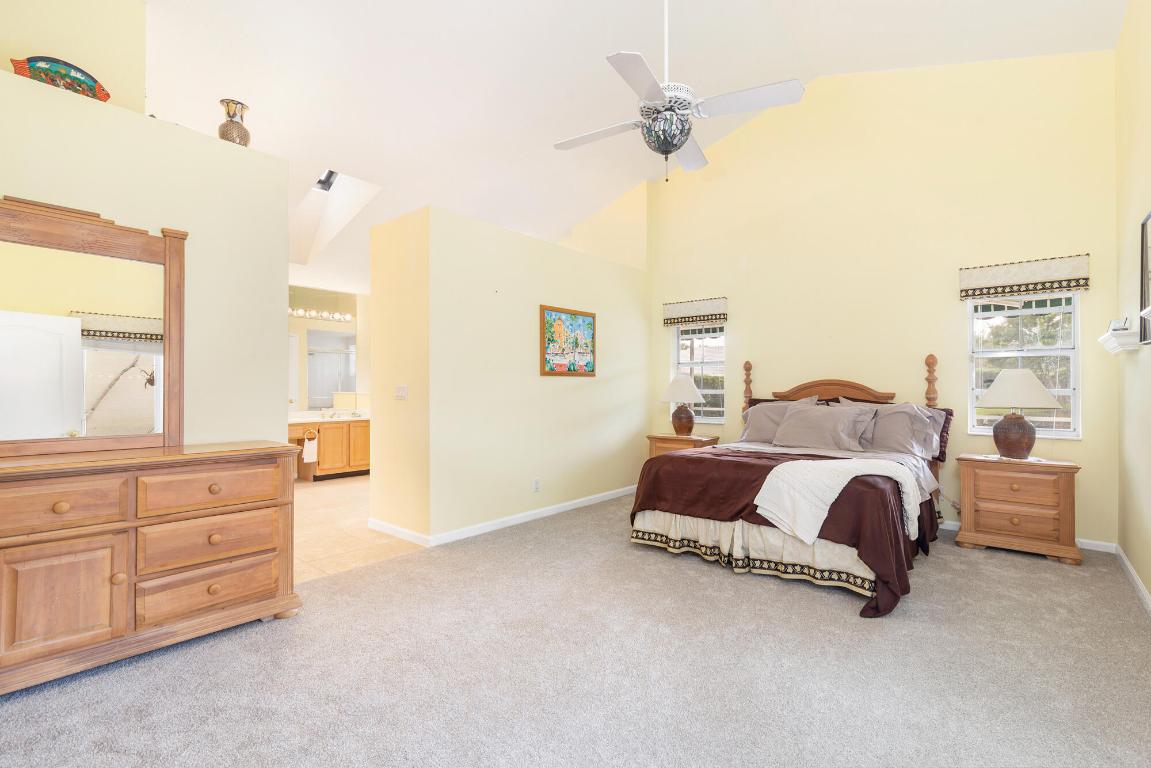 9158 Heathridge, West Palm Beach FL 33411