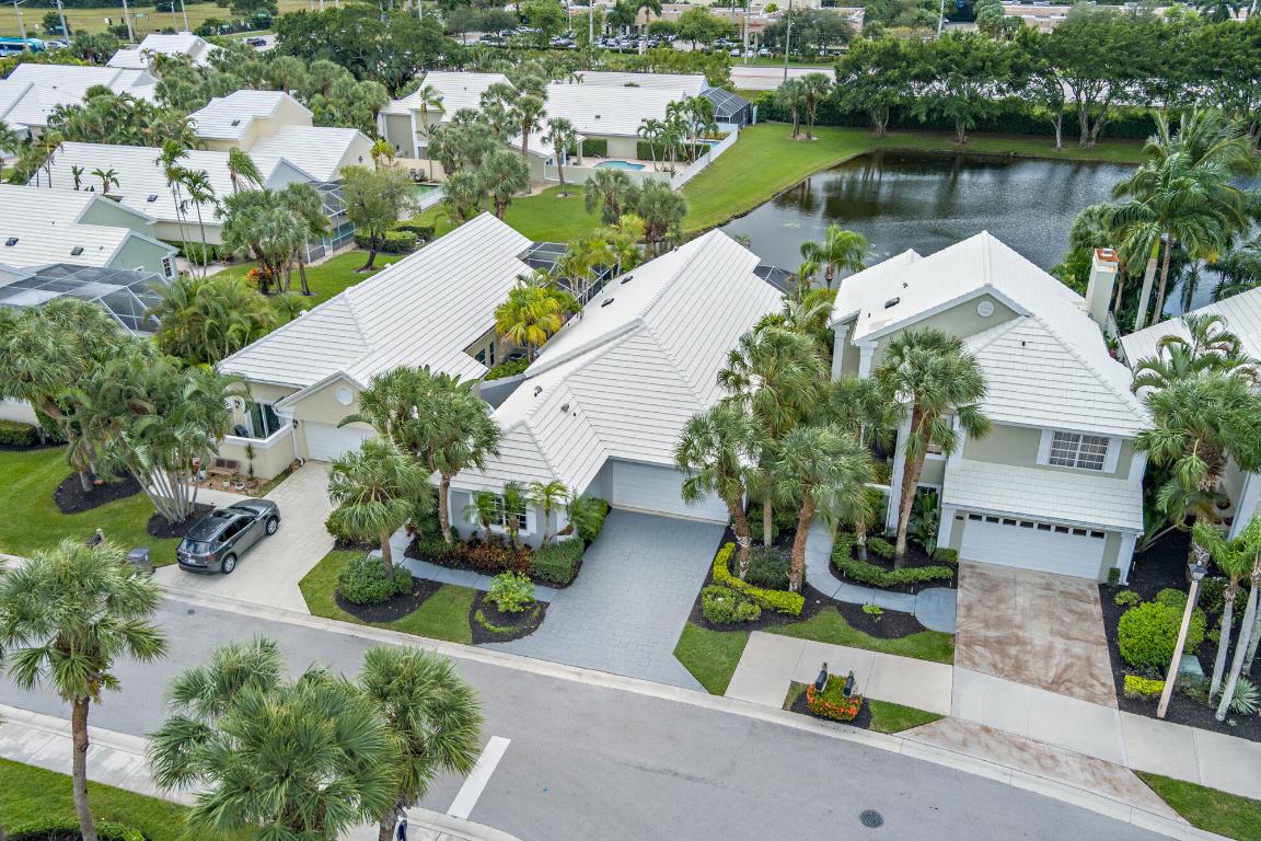 9158 Heathridge, West Palm Beach FL 33411