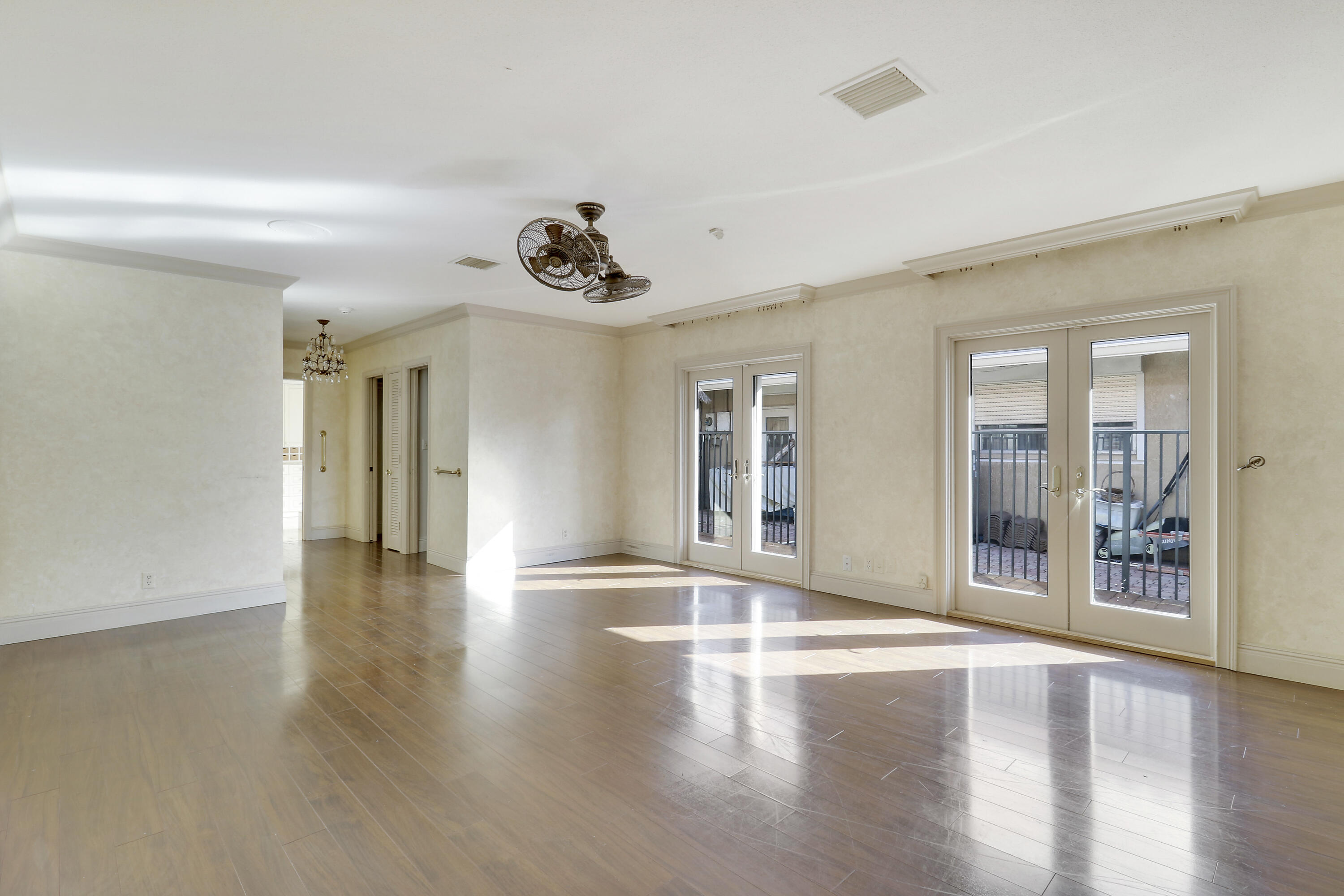 3040 NE 40th, Fort Lauderdale FL 33308