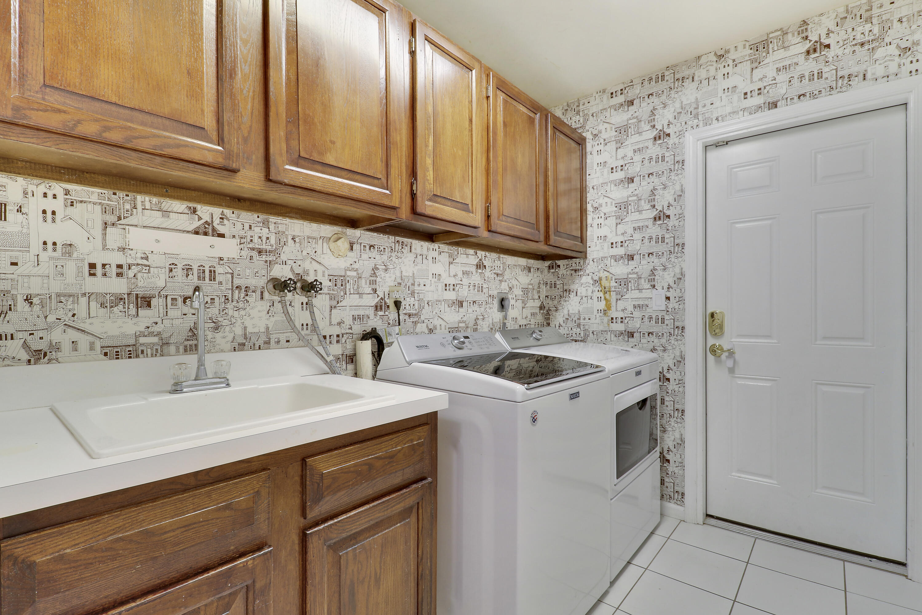 3040 NE 40th, Fort Lauderdale FL 33308