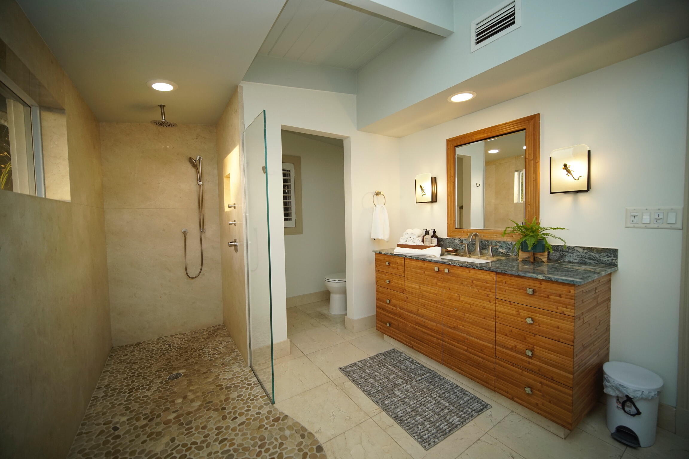 4000 S Ocean, Lantana FL 33462