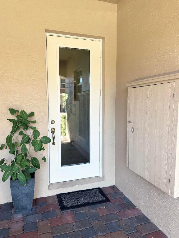 5103 Artesa, Palm Beach Gardens FL 33418