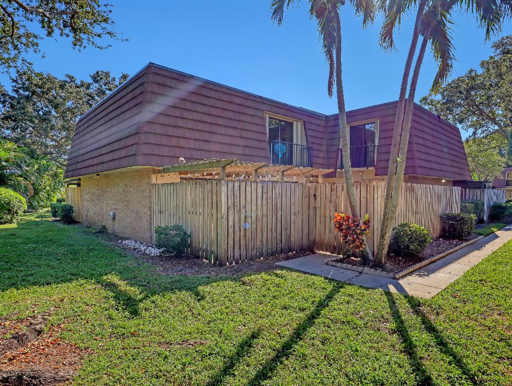 1415 14th, Palm Beach Gardens FL 33418