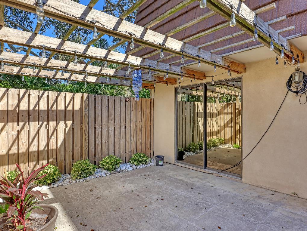 1415 14th, Palm Beach Gardens FL 33418