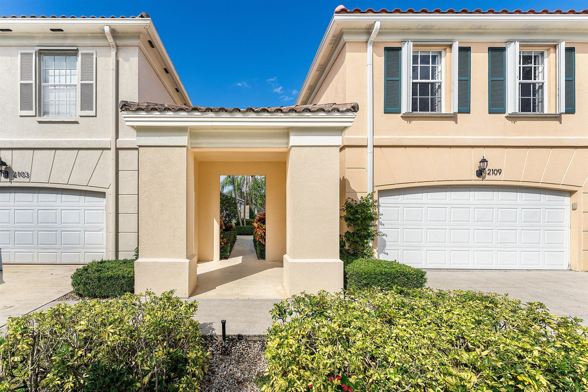 2109 Tarpon Lake Way, West Palm Beach FL 33411