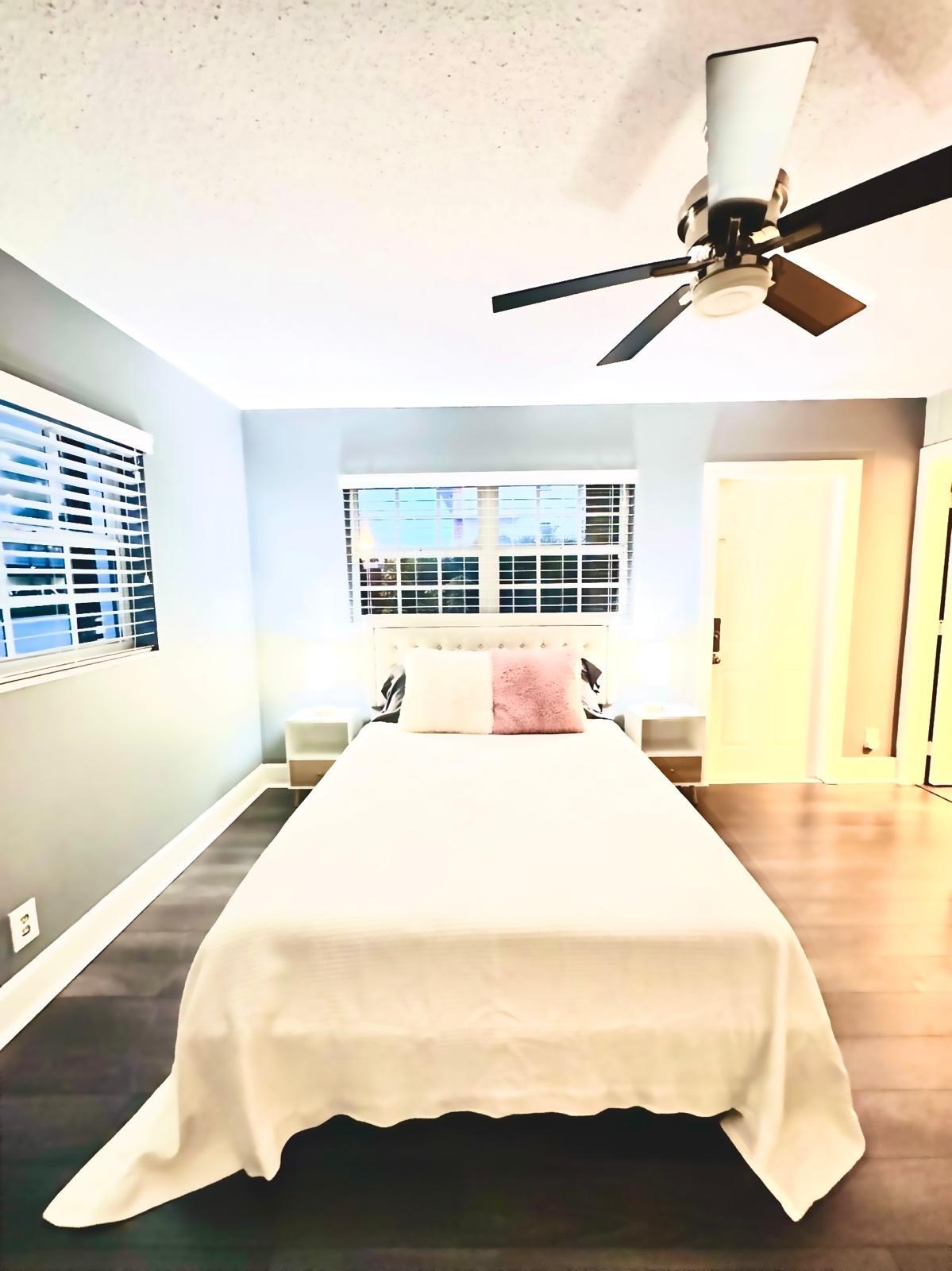 2424 NE 9th #112, Fort Lauderdale FL 33304