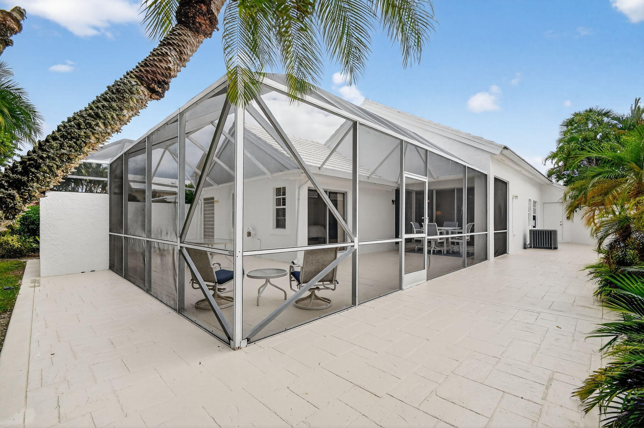 9333 Heathridge, West Palm Beach FL 33411