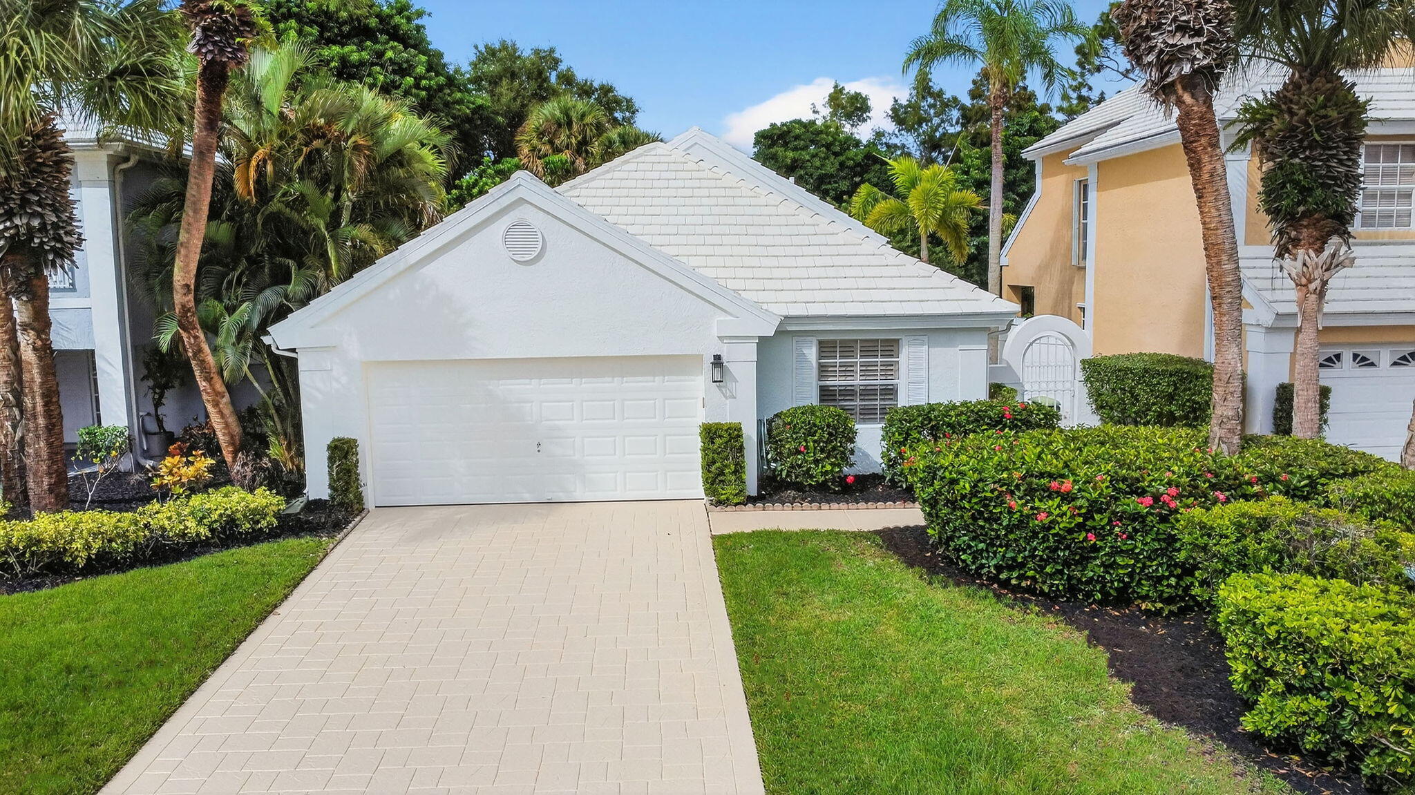 9333 Heathridge, West Palm Beach FL 33411