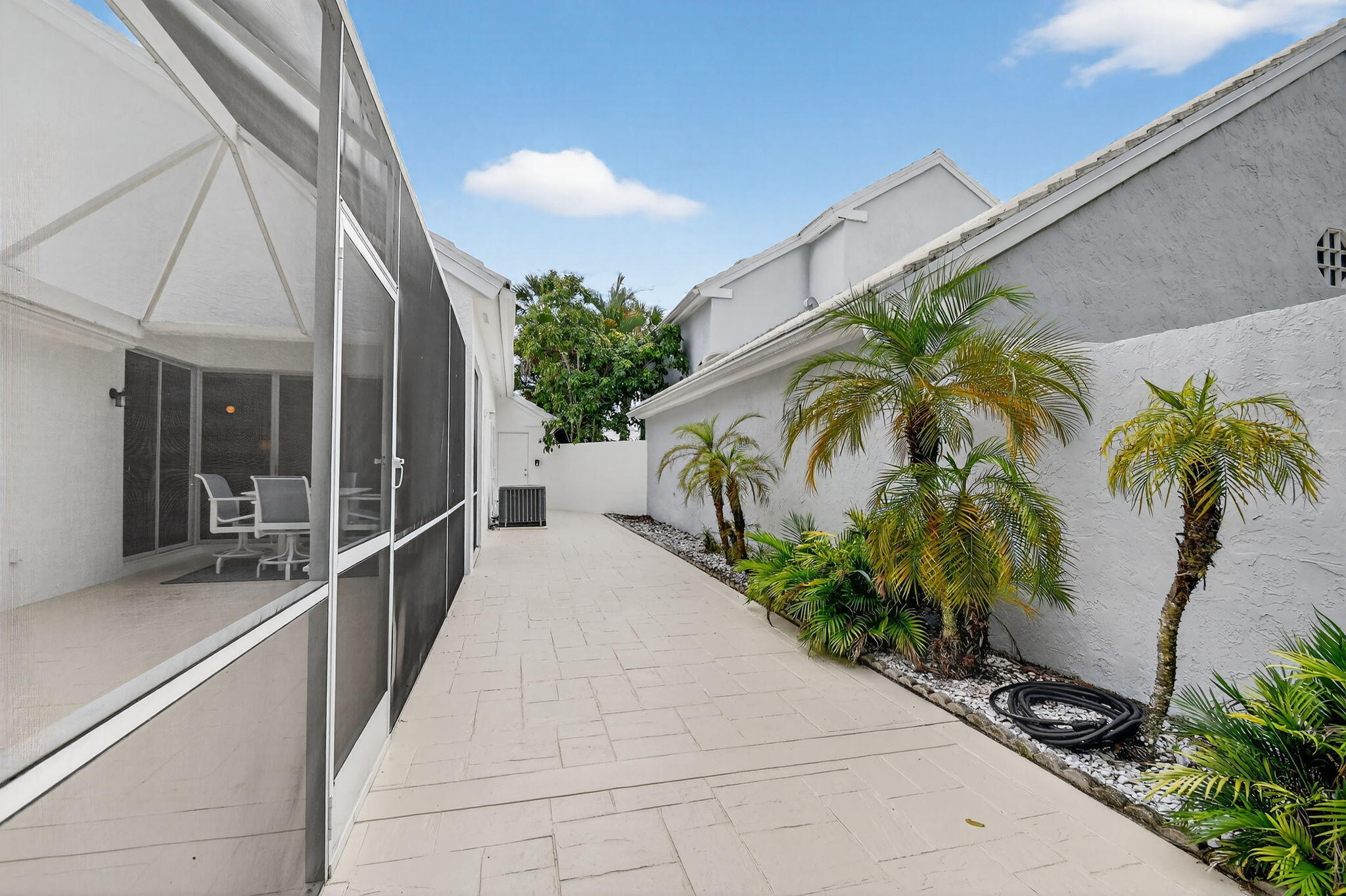 9333 Heathridge, West Palm Beach FL 33411