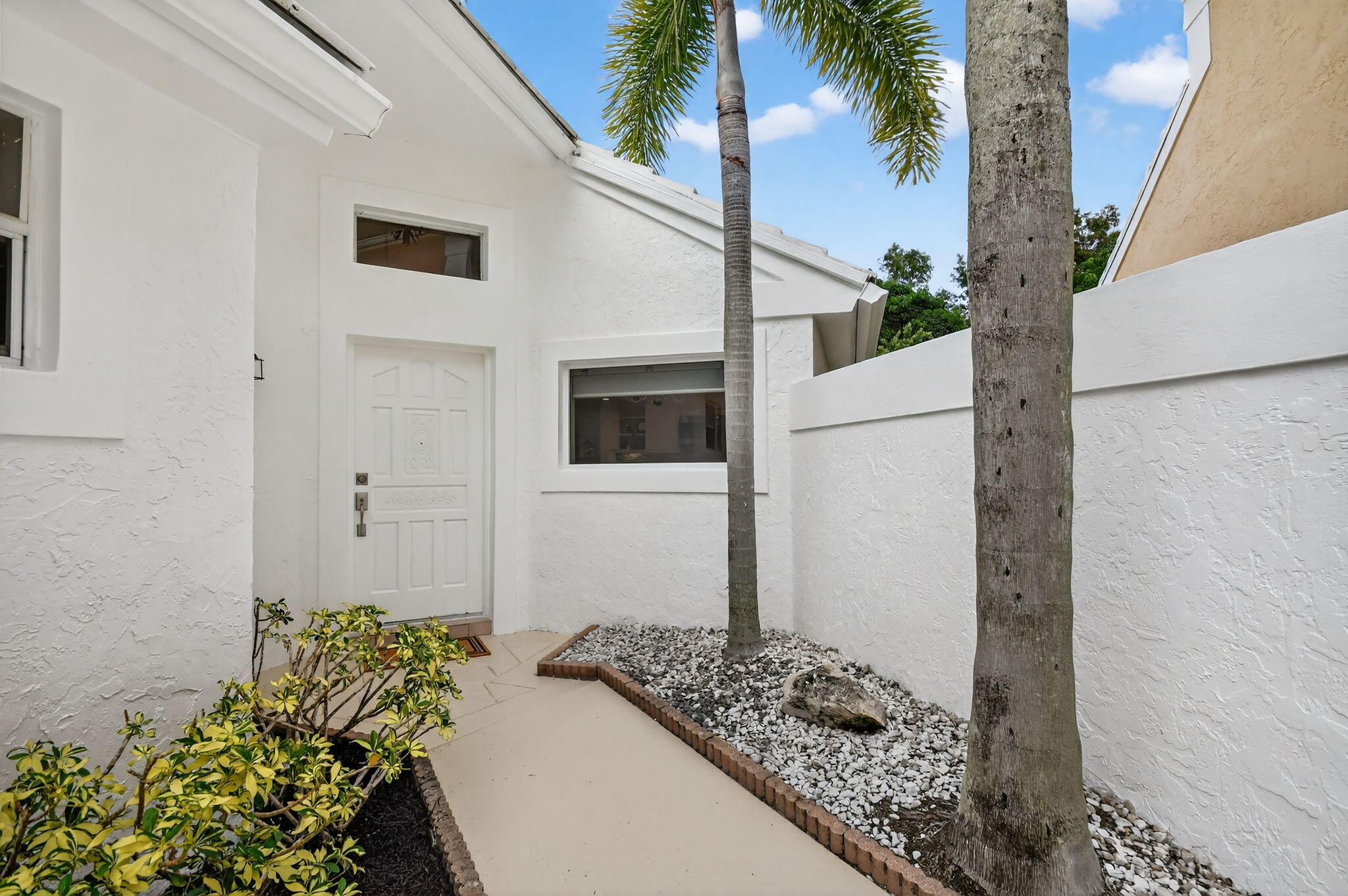 9333 Heathridge, West Palm Beach FL 33411