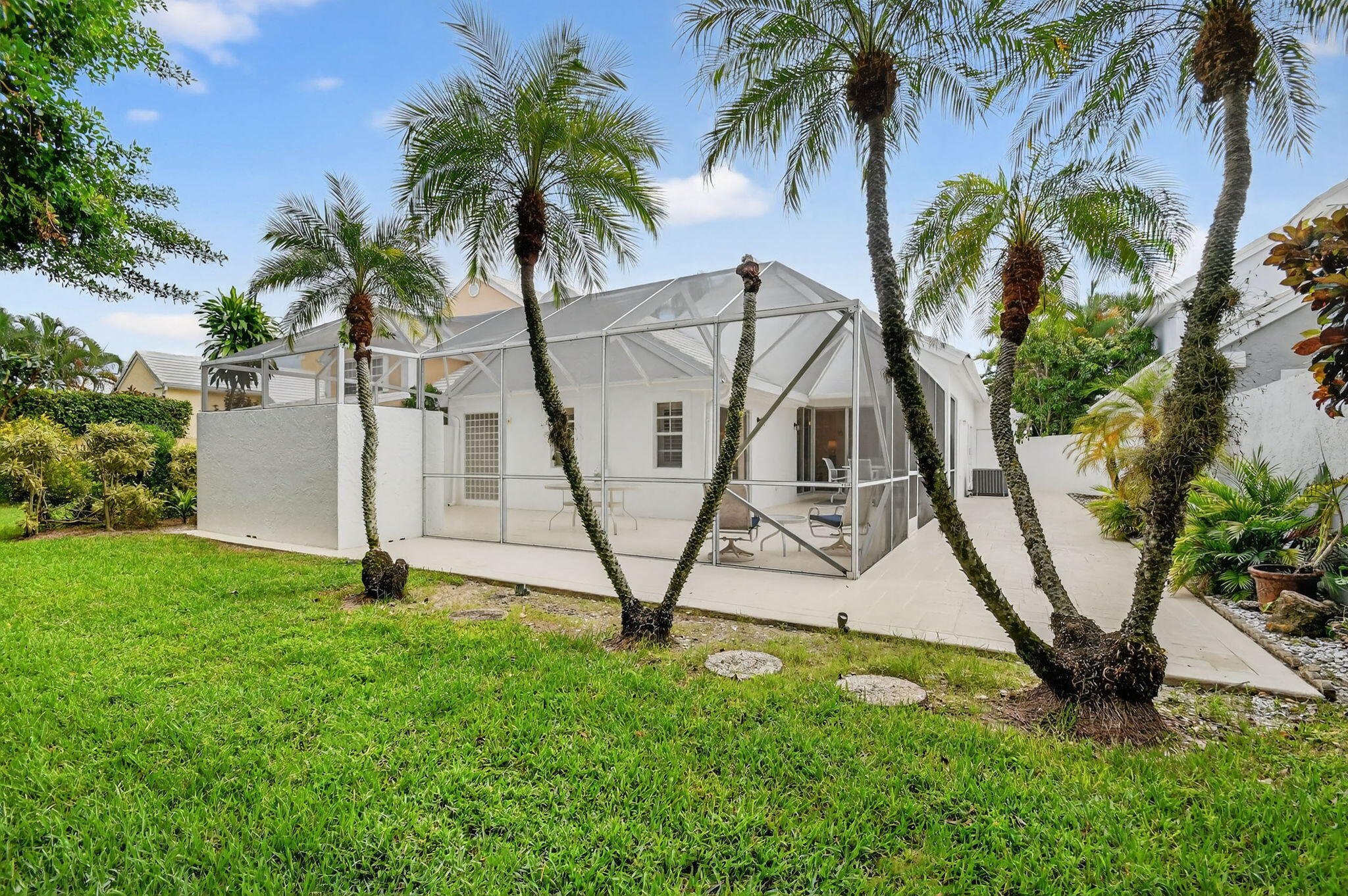 9333 Heathridge, West Palm Beach FL 33411