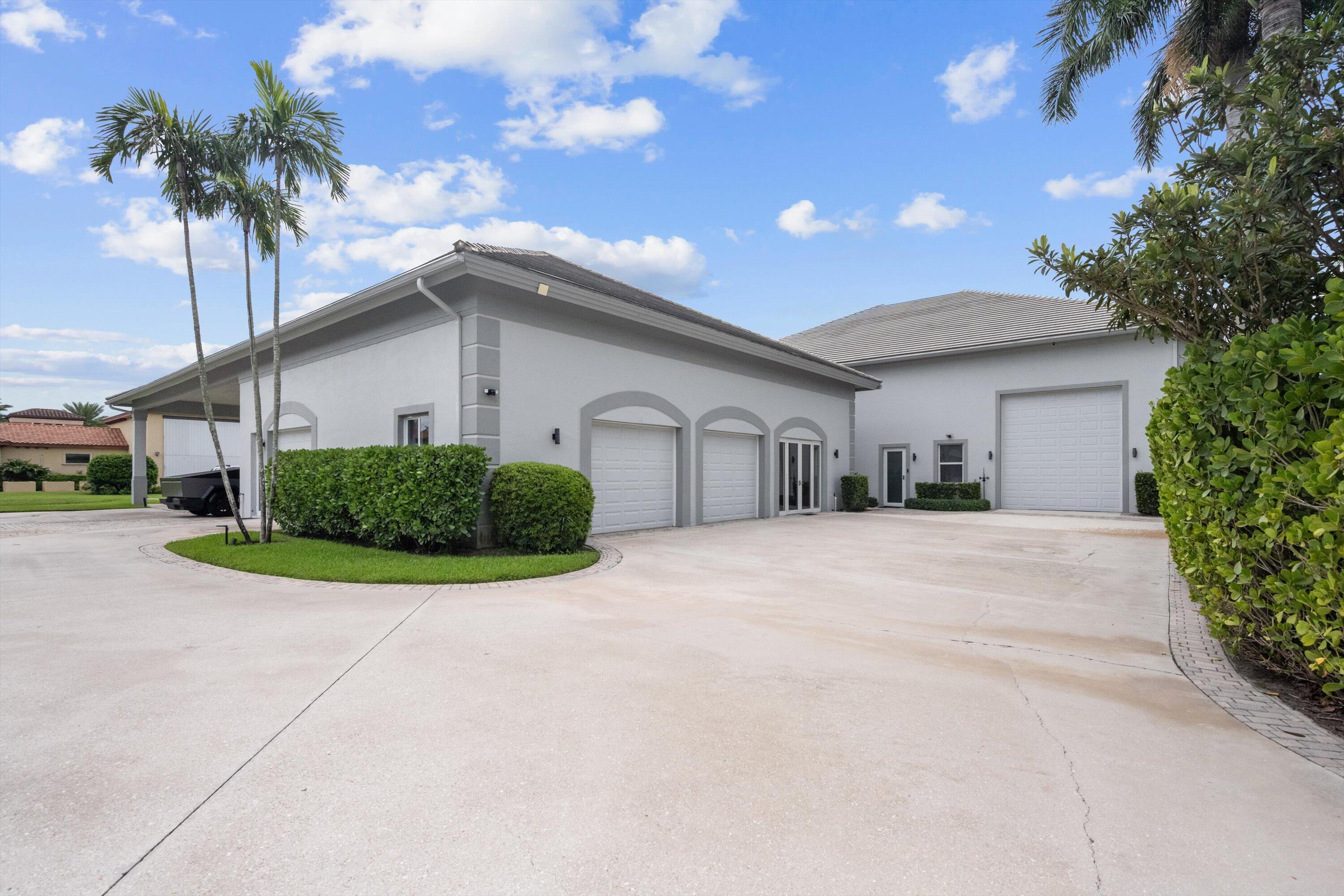 15850 Britten, Wellington FL 33414
