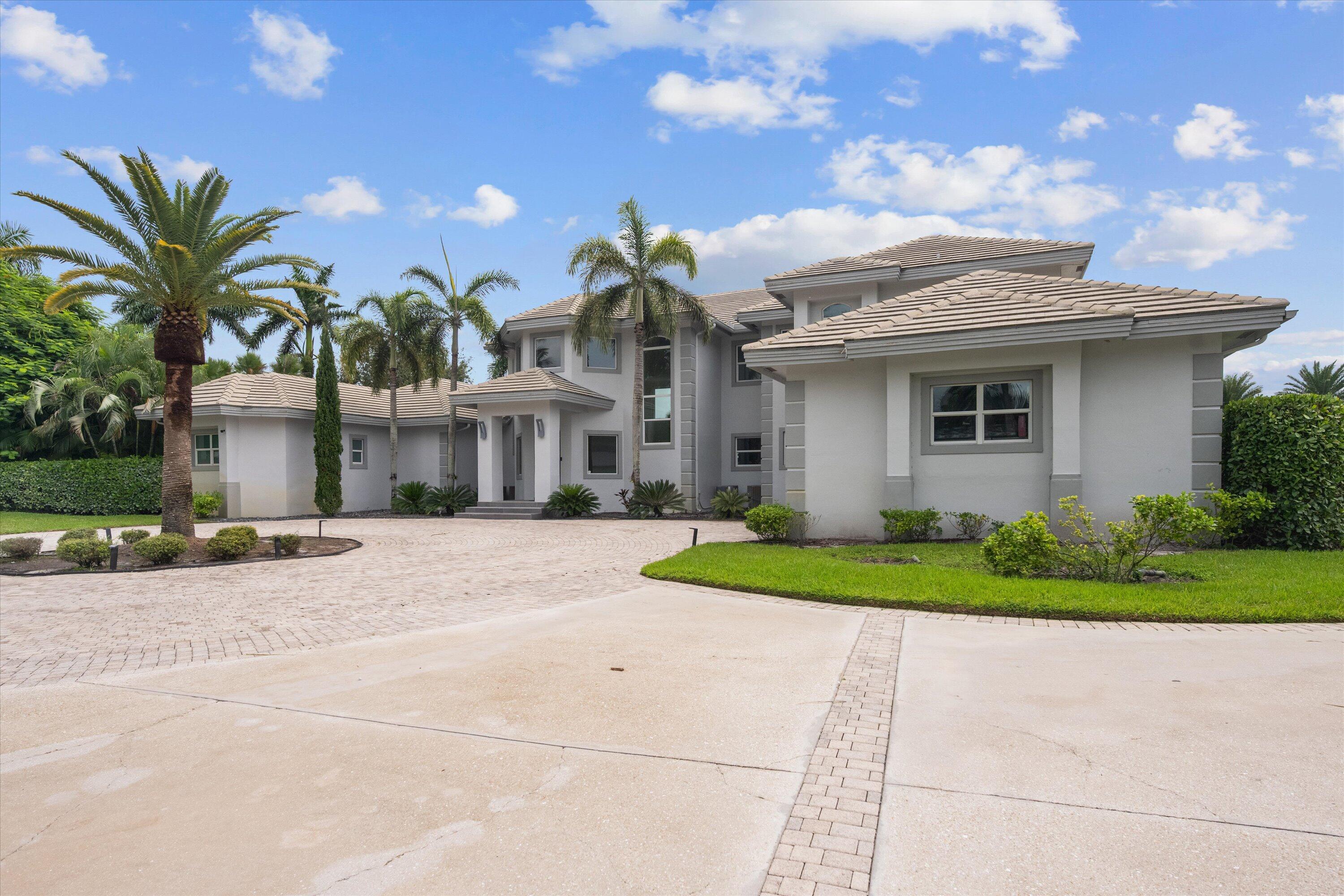15850 Britten, Wellington FL 33414