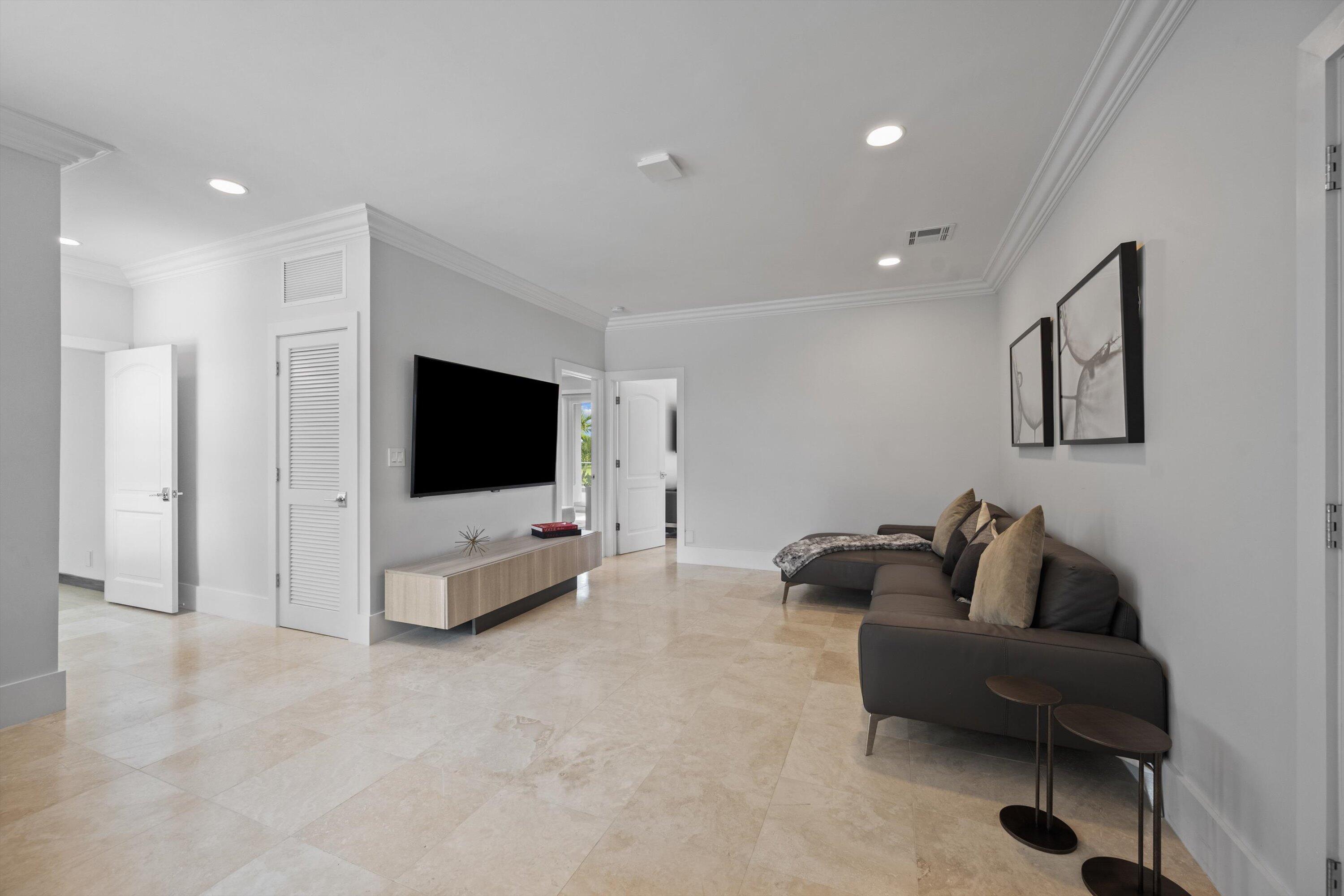 15850 Britten, Wellington FL 33414