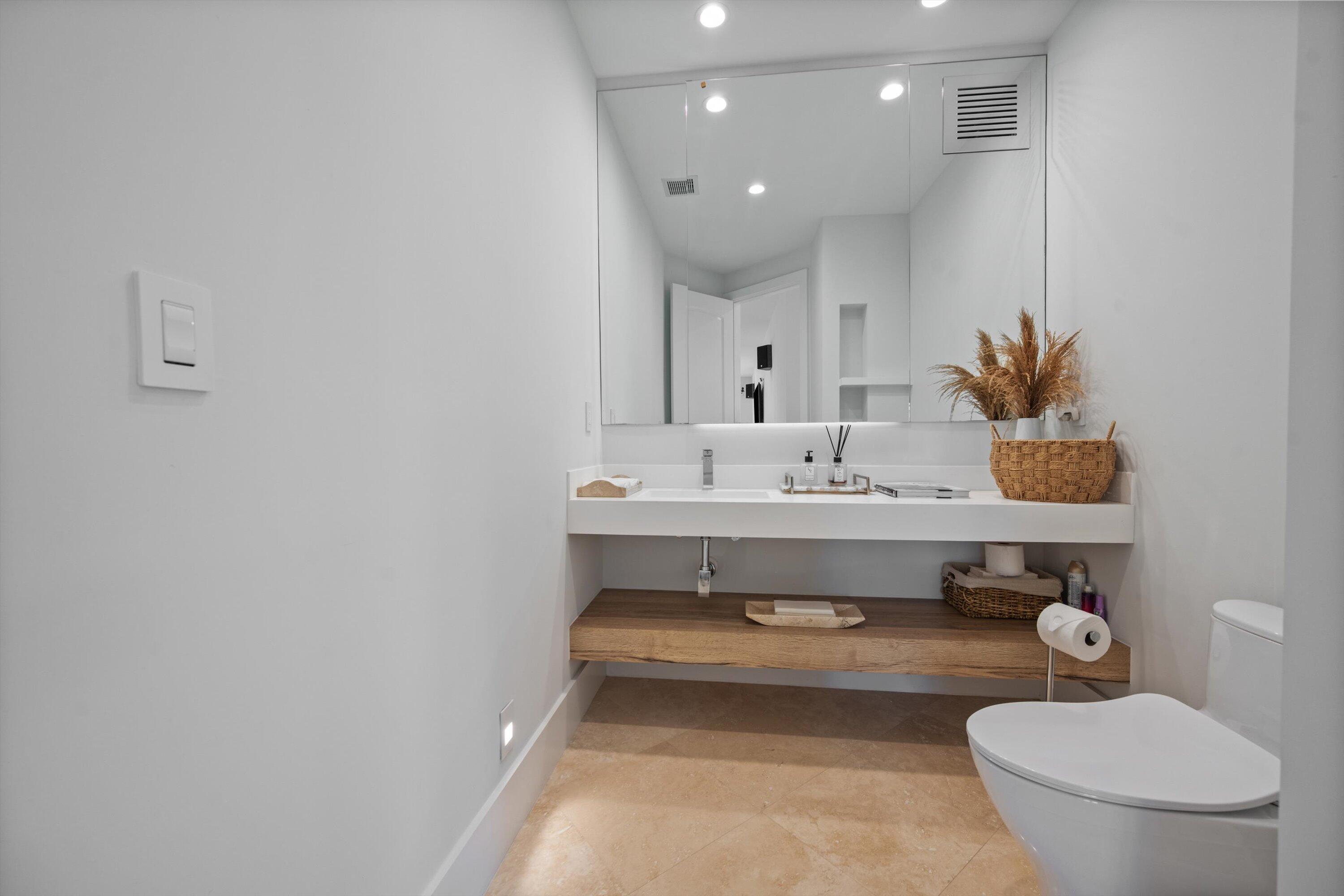 15850 Britten, Wellington FL 33414