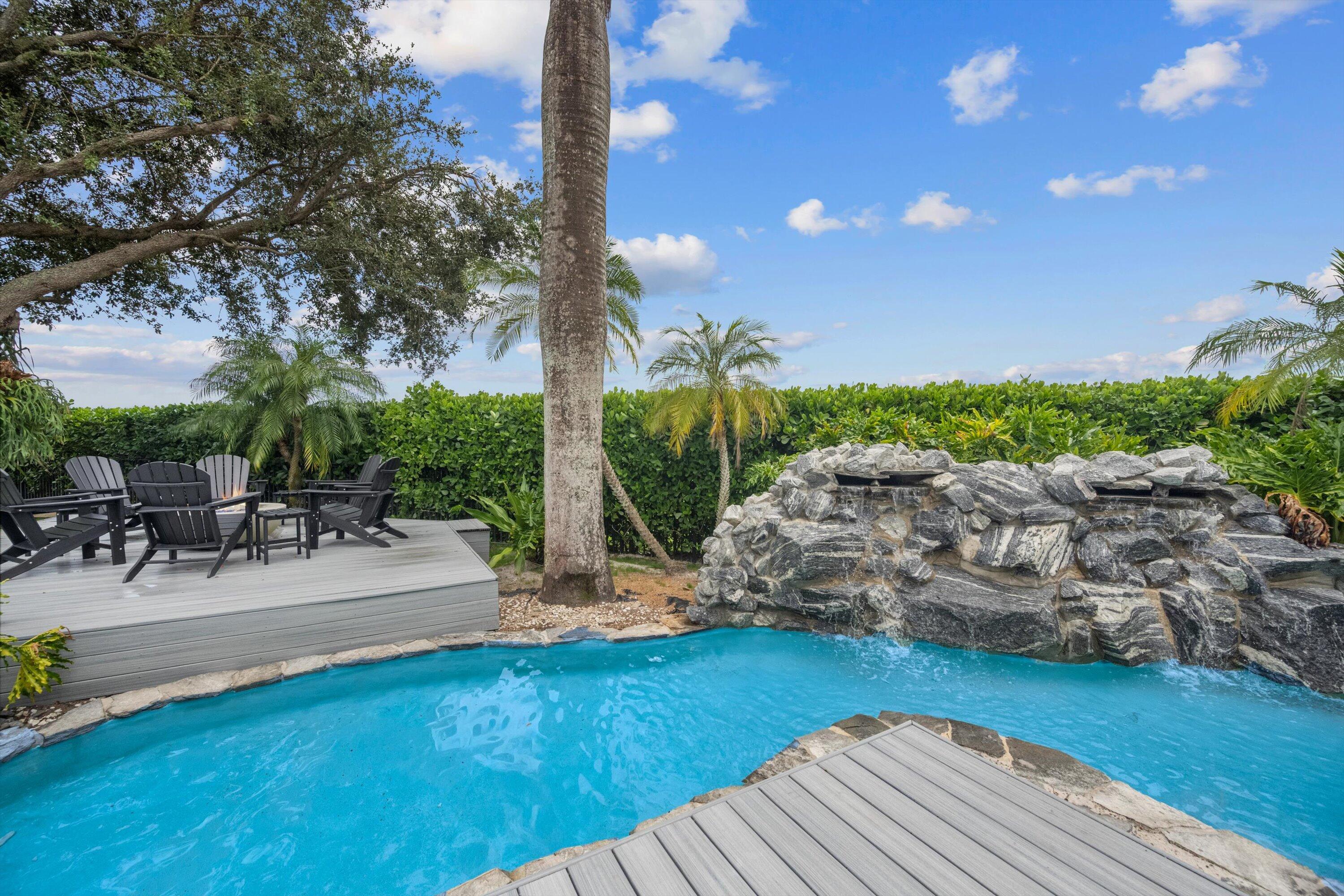 15850 Britten, Wellington FL 33414