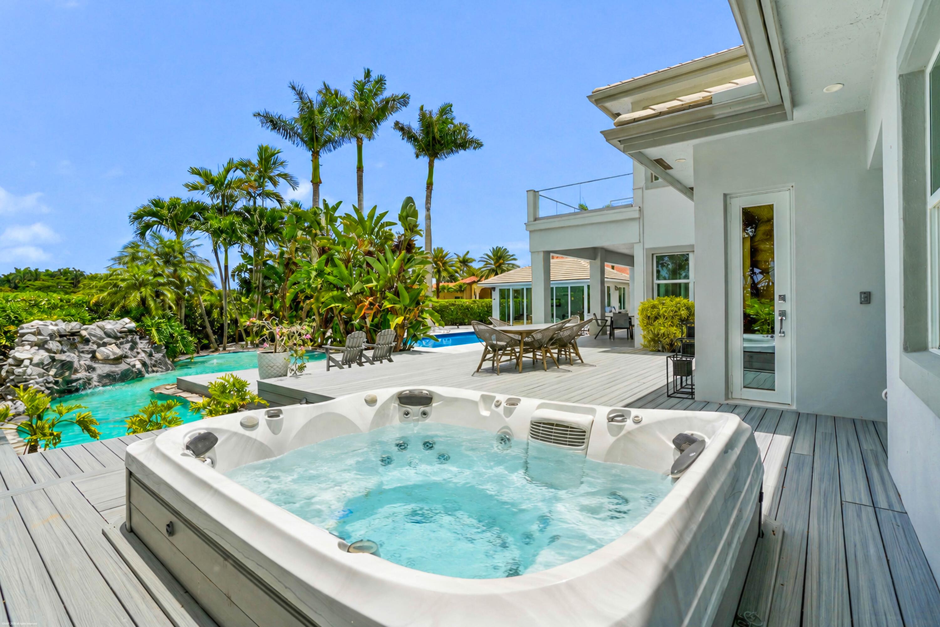 15850 Britten, Wellington FL 33414