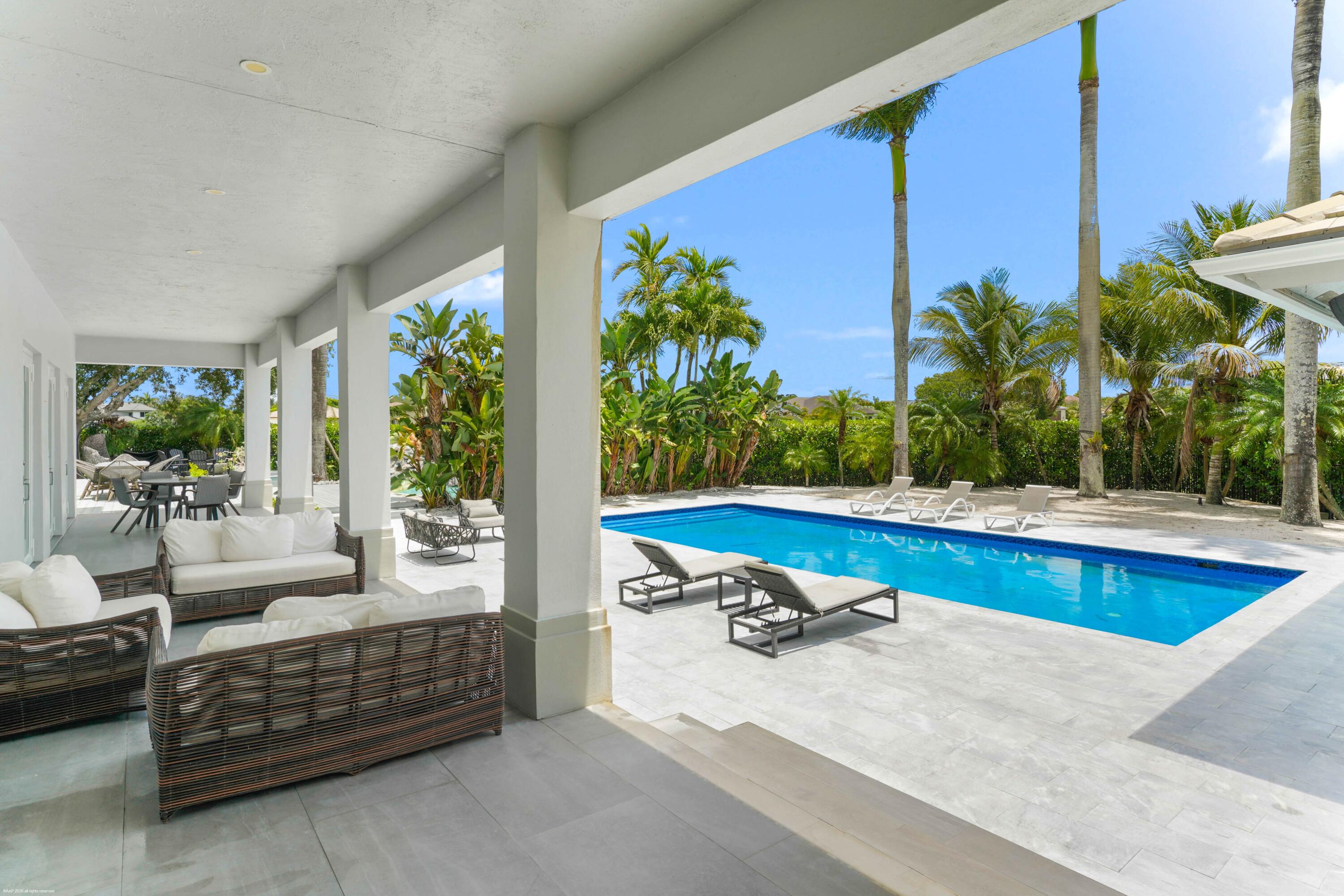 15850 Britten, Wellington FL 33414