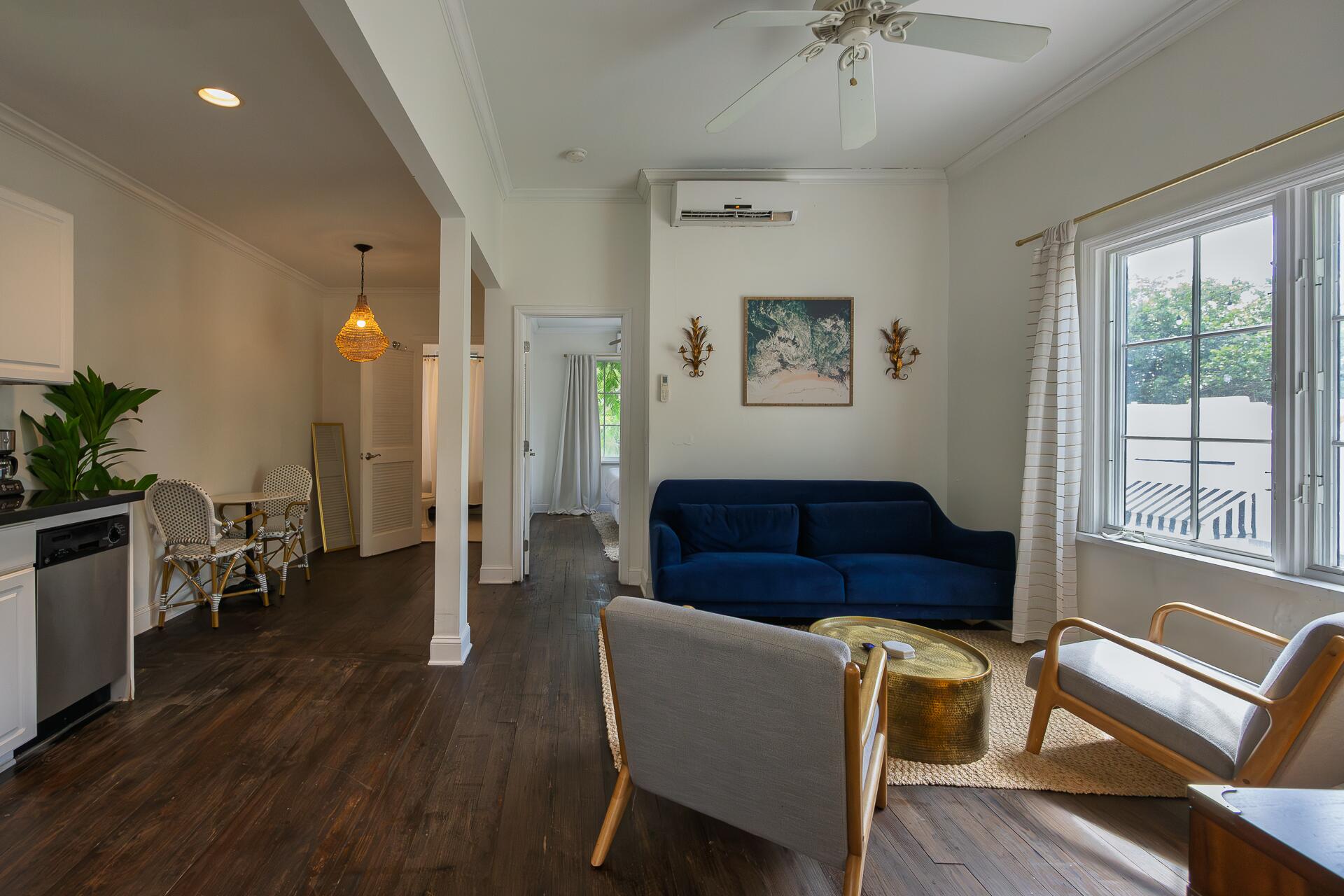 717 Forest Hill, West Palm Beach FL 33405
