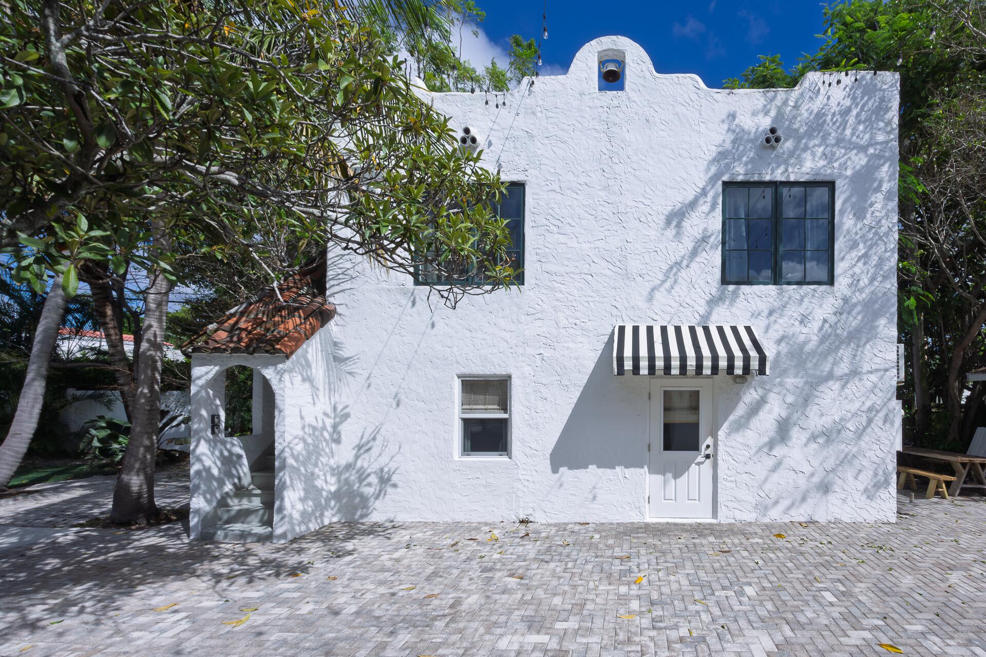 717 Forest Hill, West Palm Beach FL 33405