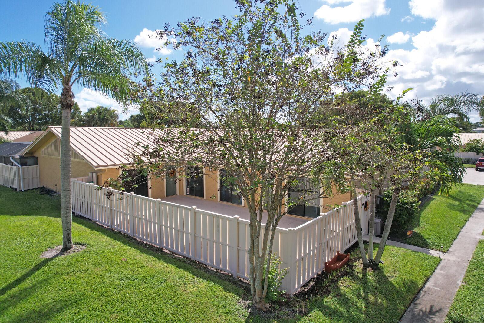 5918 Golden Eagle Circle, Palm Beach Gardens FL 33418