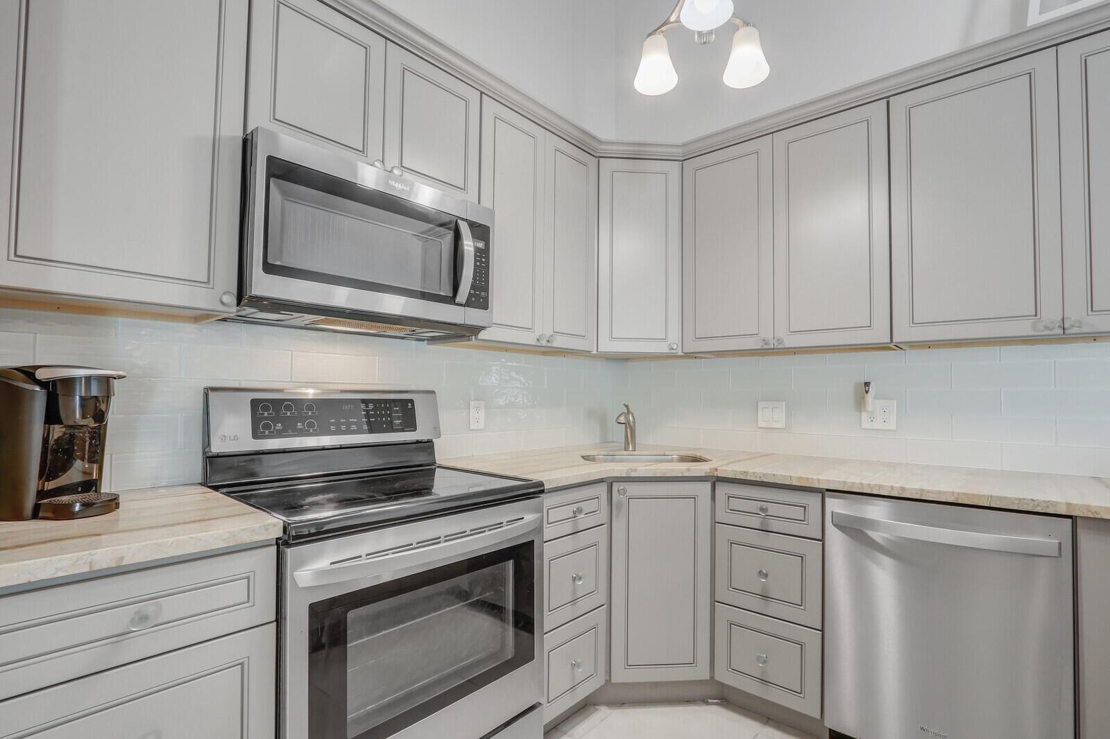 5918 Golden Eagle Circle, Palm Beach Gardens FL 33418