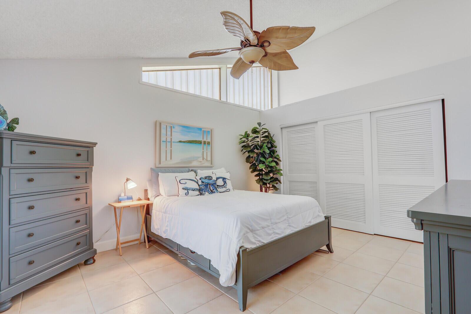 5918 Golden Eagle Circle, Palm Beach Gardens FL 33418