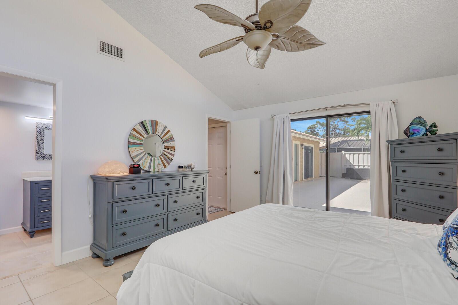 5918 Golden Eagle Circle, Palm Beach Gardens FL 33418