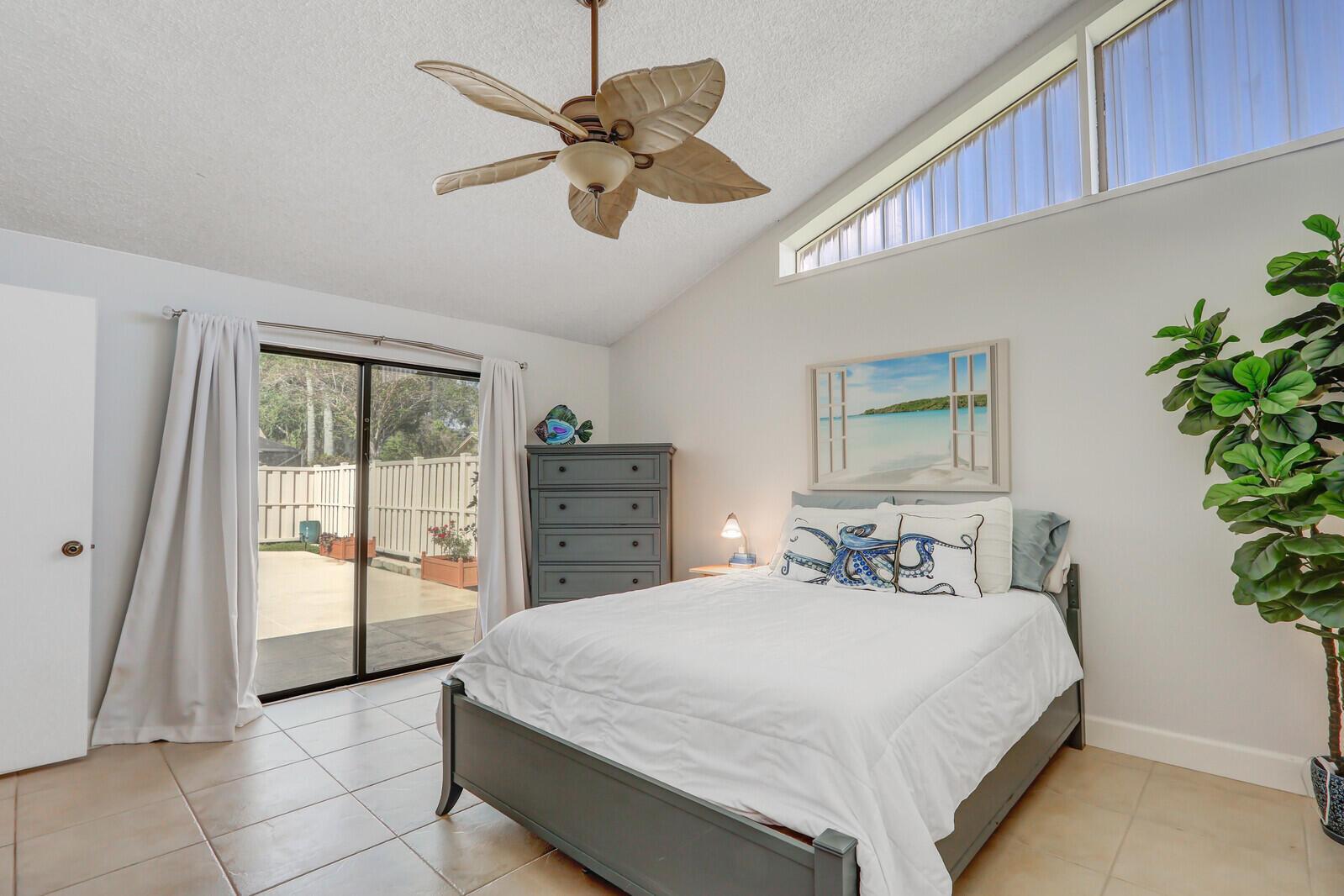 5918 Golden Eagle Circle, Palm Beach Gardens FL 33418